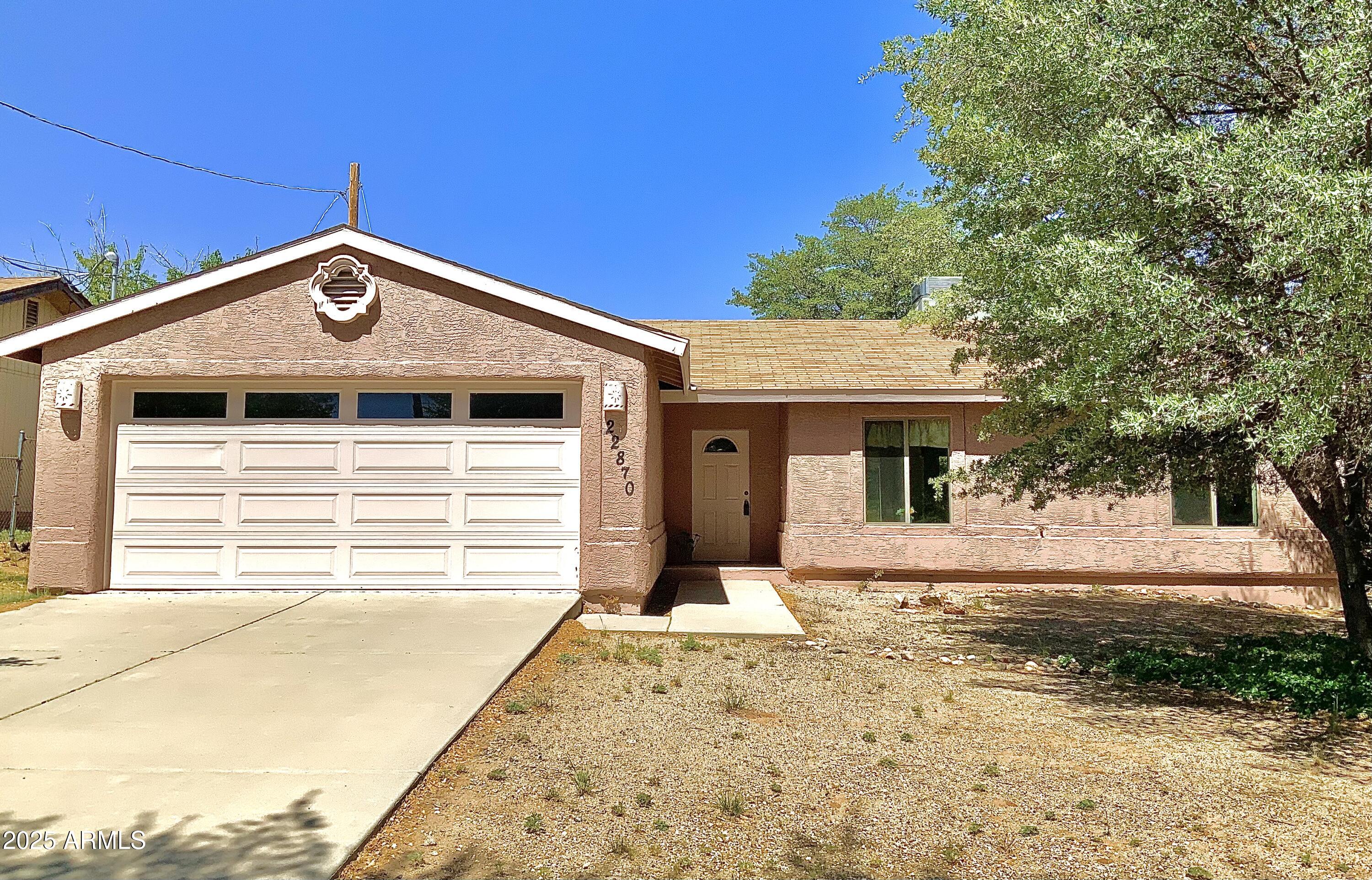 22870 S Lakewood Court Property Photo 1