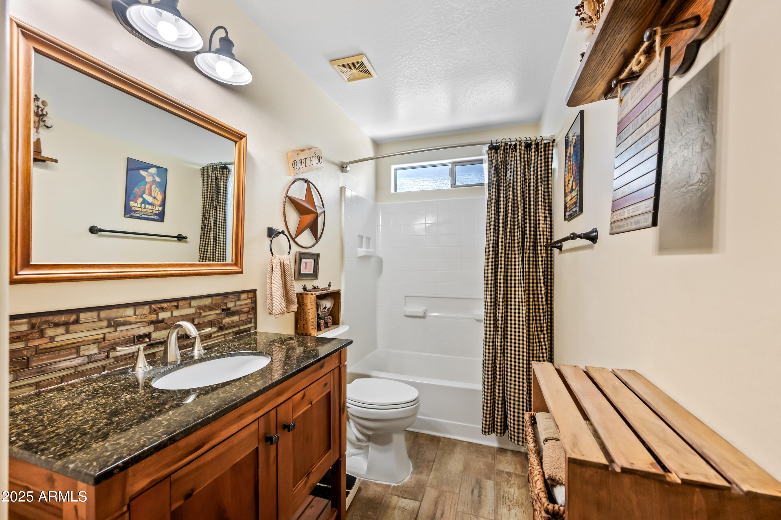 1214 W Harding Avenue Property Photo 27