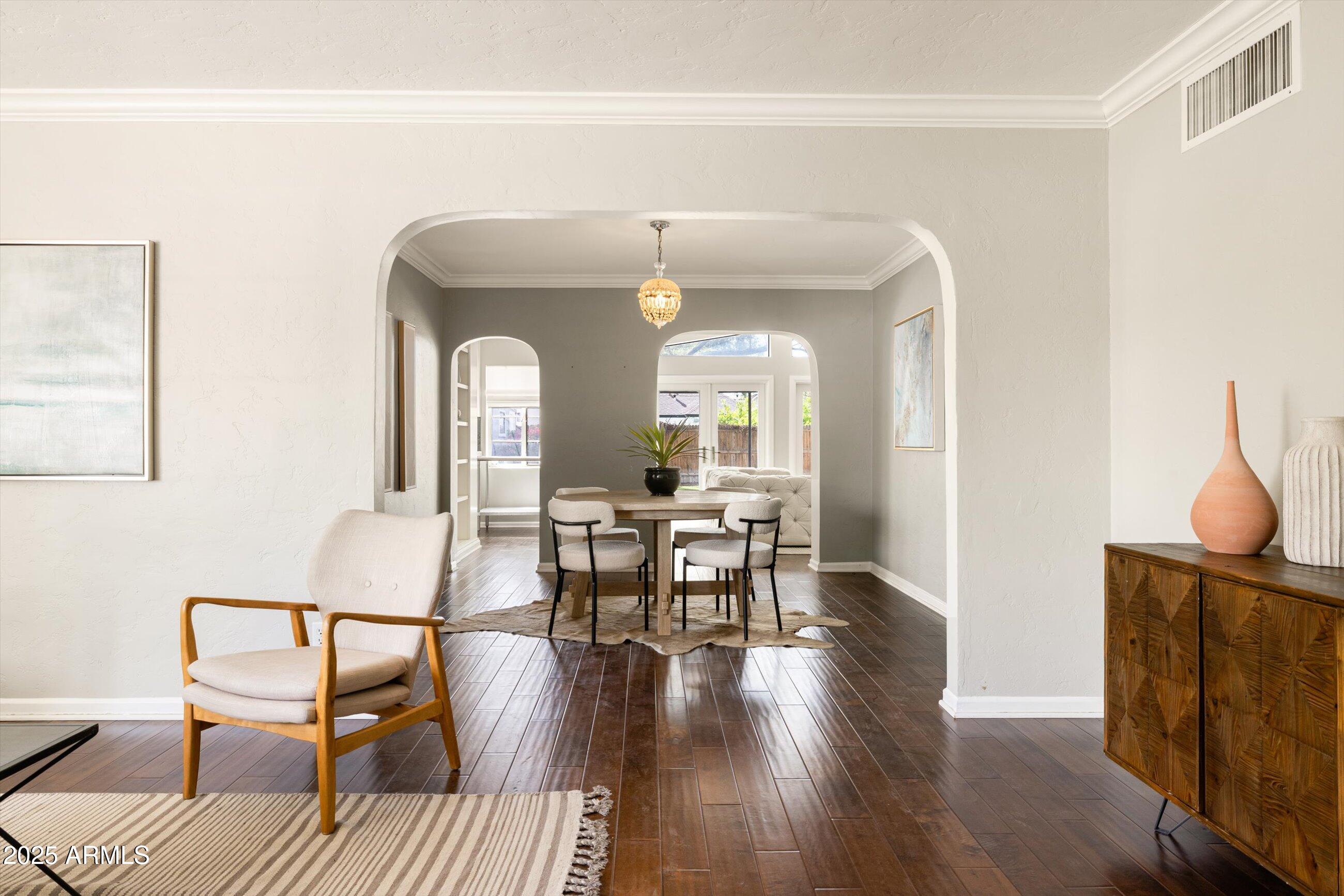521 W Granada Road Property Photo 4