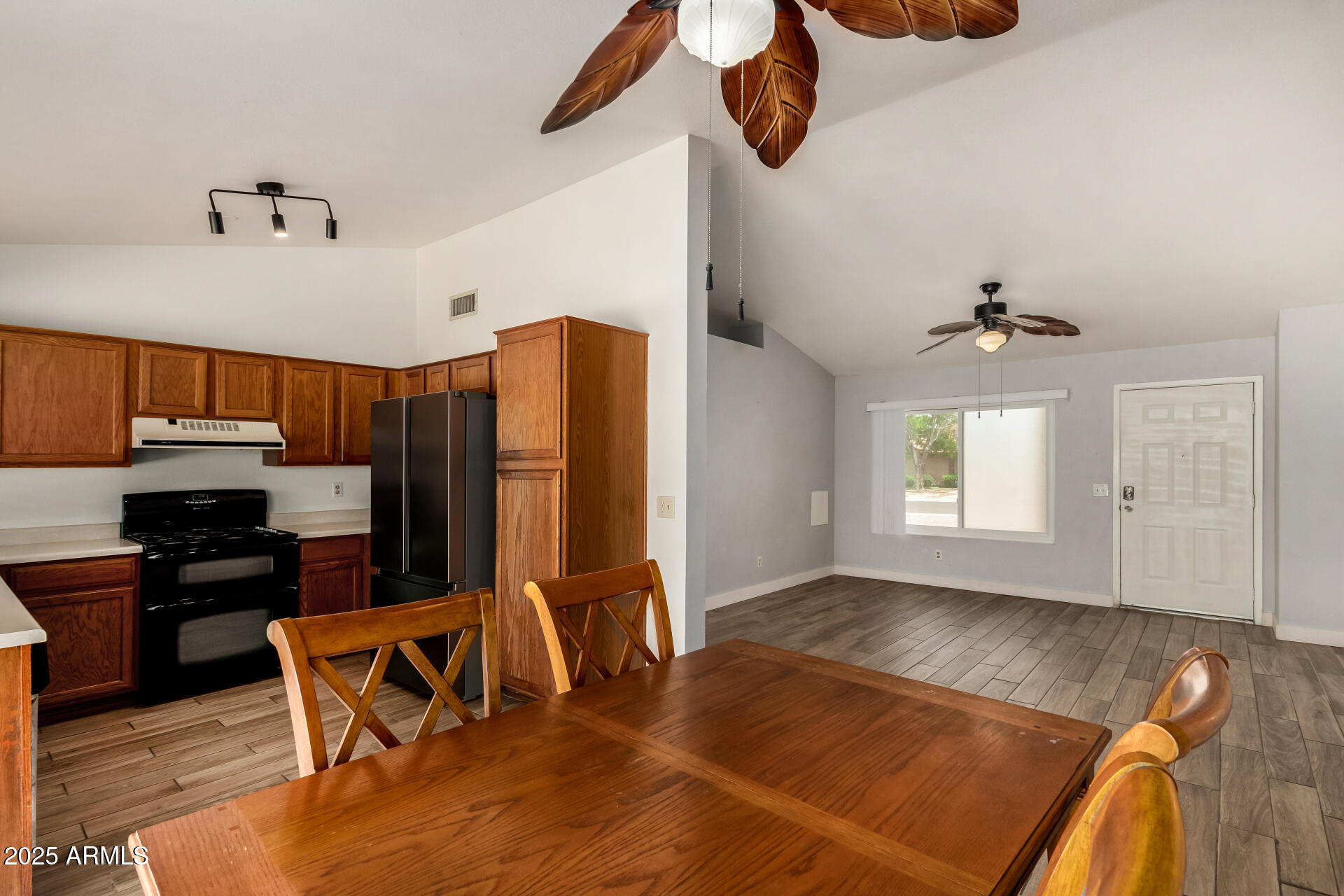 6416 S 19th Place Property Photo 11