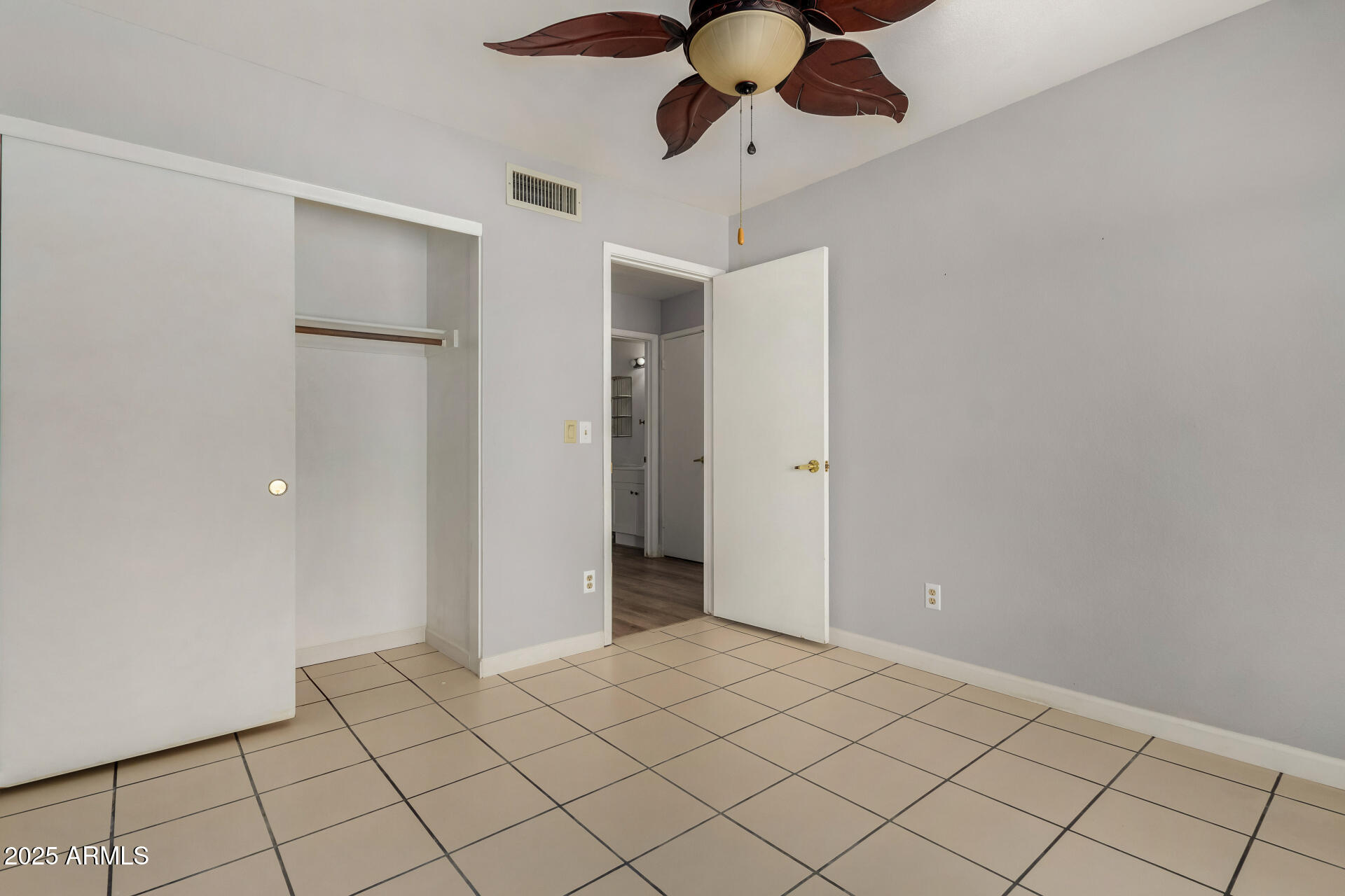 6416 S 19th Place Property Photo 24