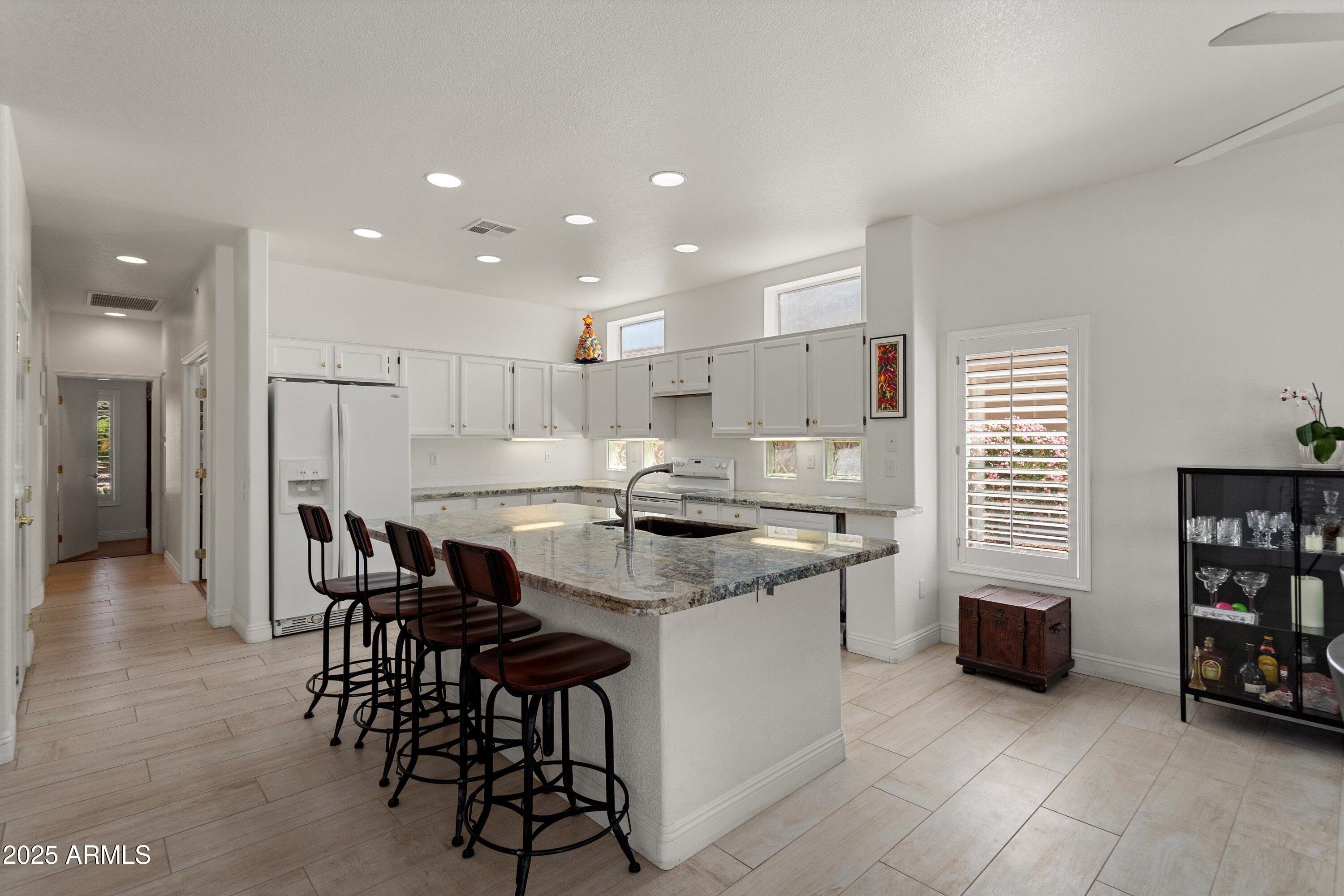 22126 N Lobo Lane Property Photo 17