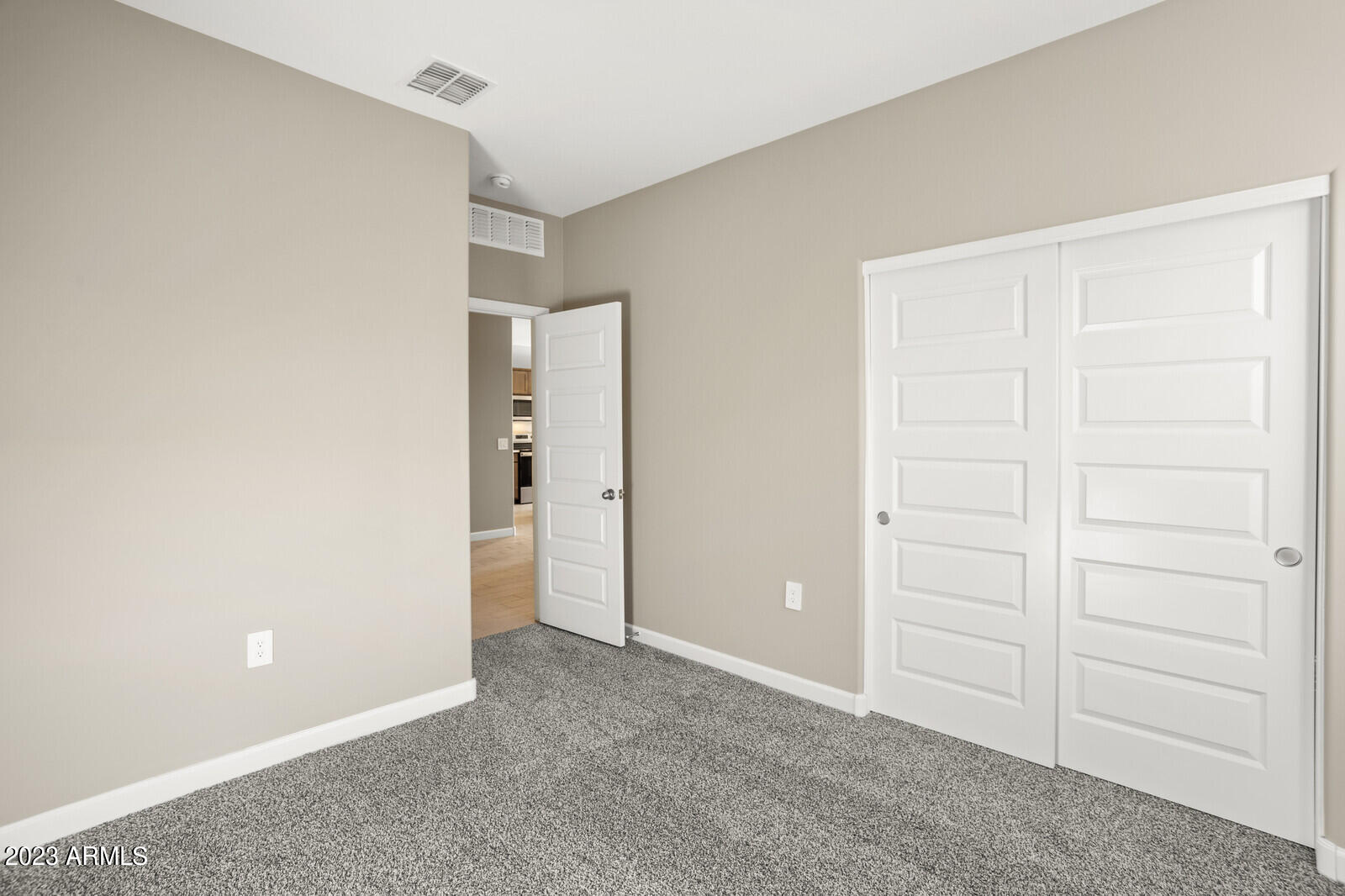 1423 S 239th Drive Property Photo 23