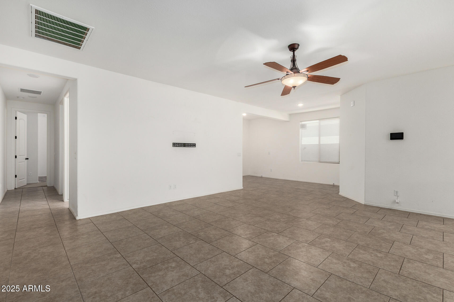 14353 W Ventura Street Property Photo 9