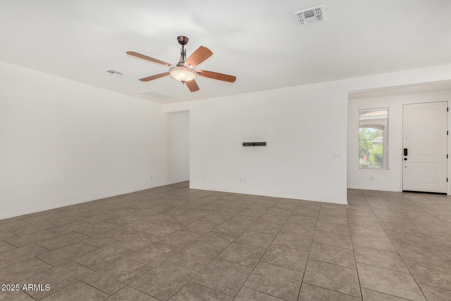 14353 W Ventura Street Property Photo 10
