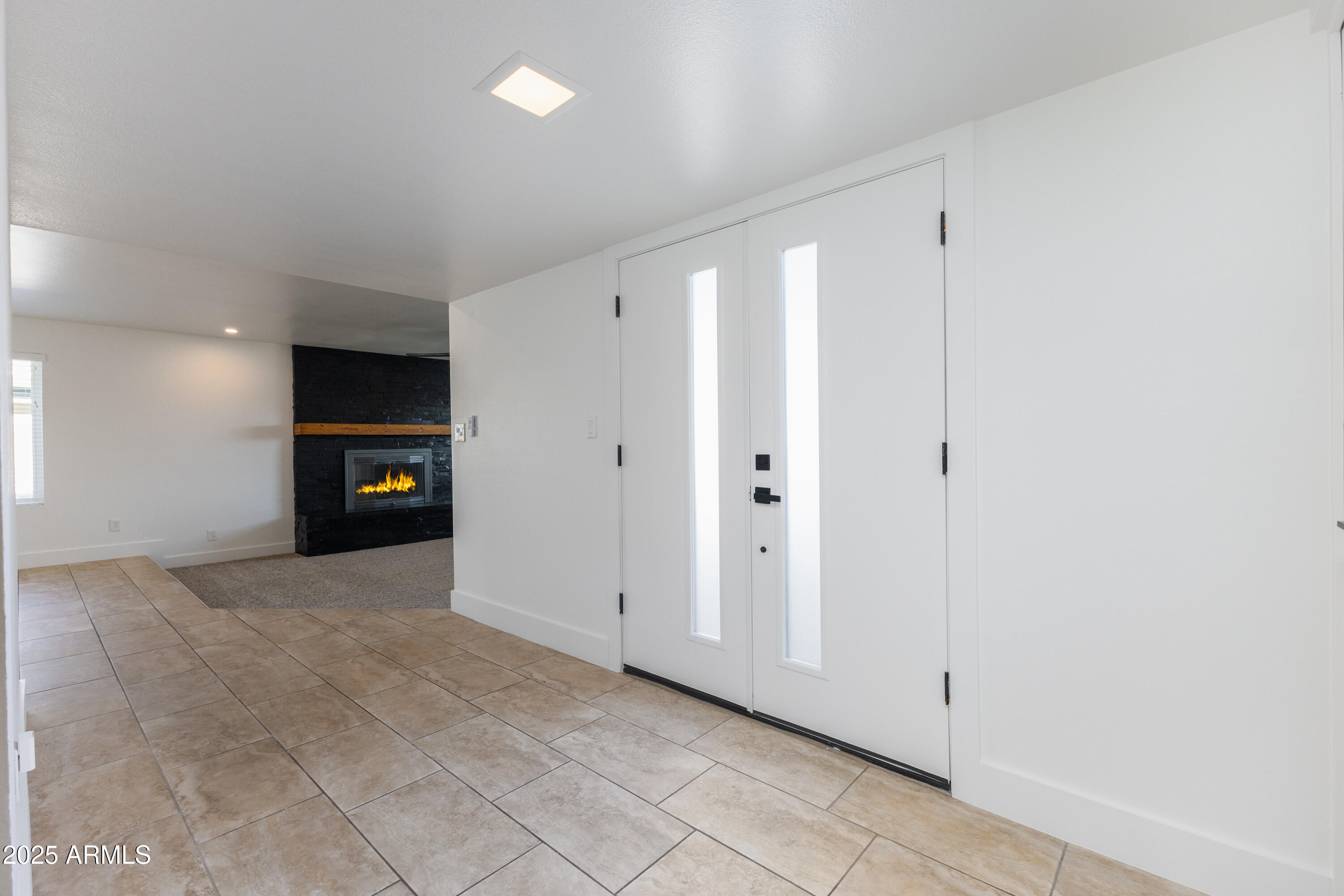 1868 E La Donna Drive Property Photo 11