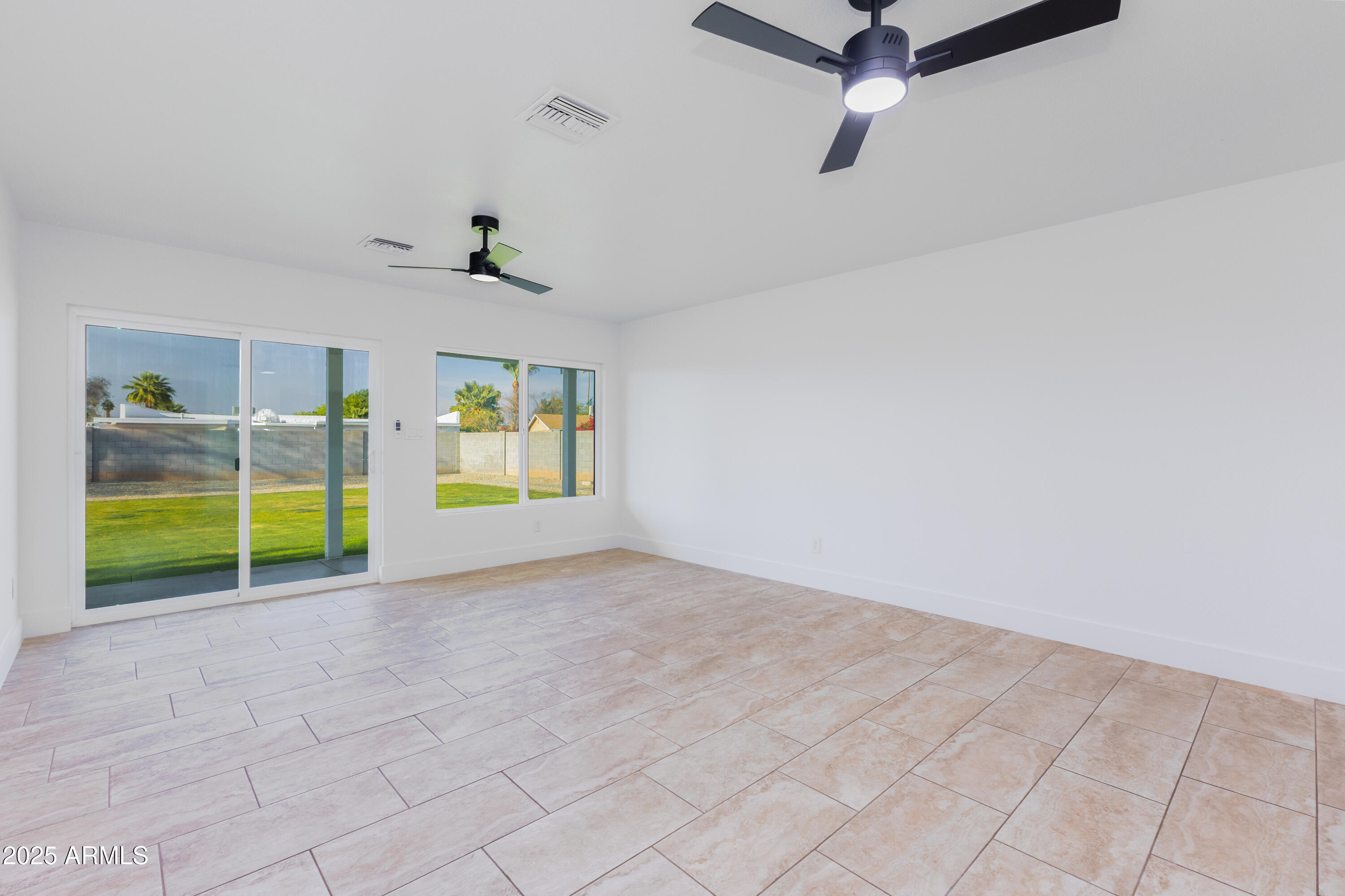 1868 E La Donna Drive Property Photo 24