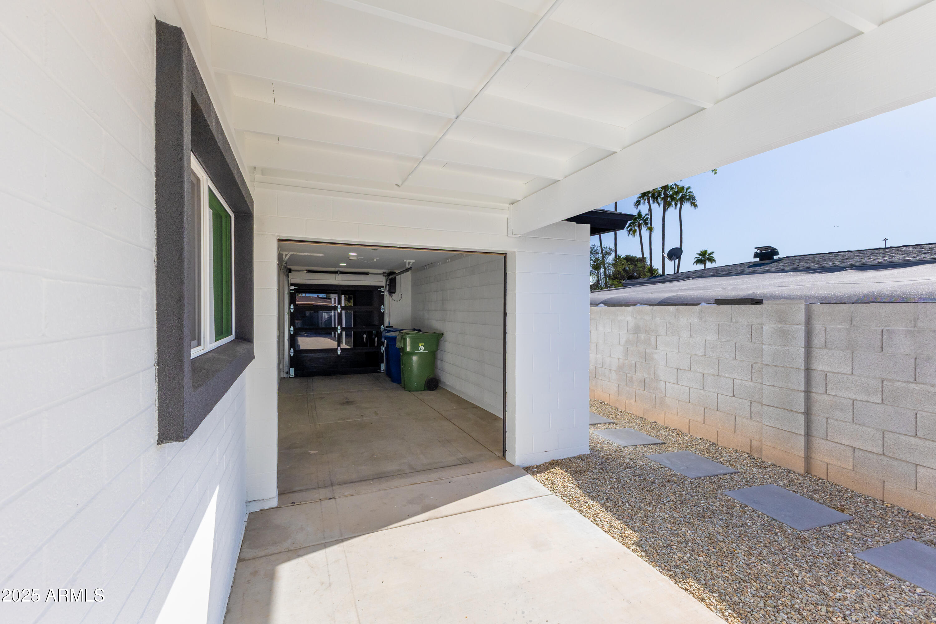 1868 E La Donna Drive Property Photo 39