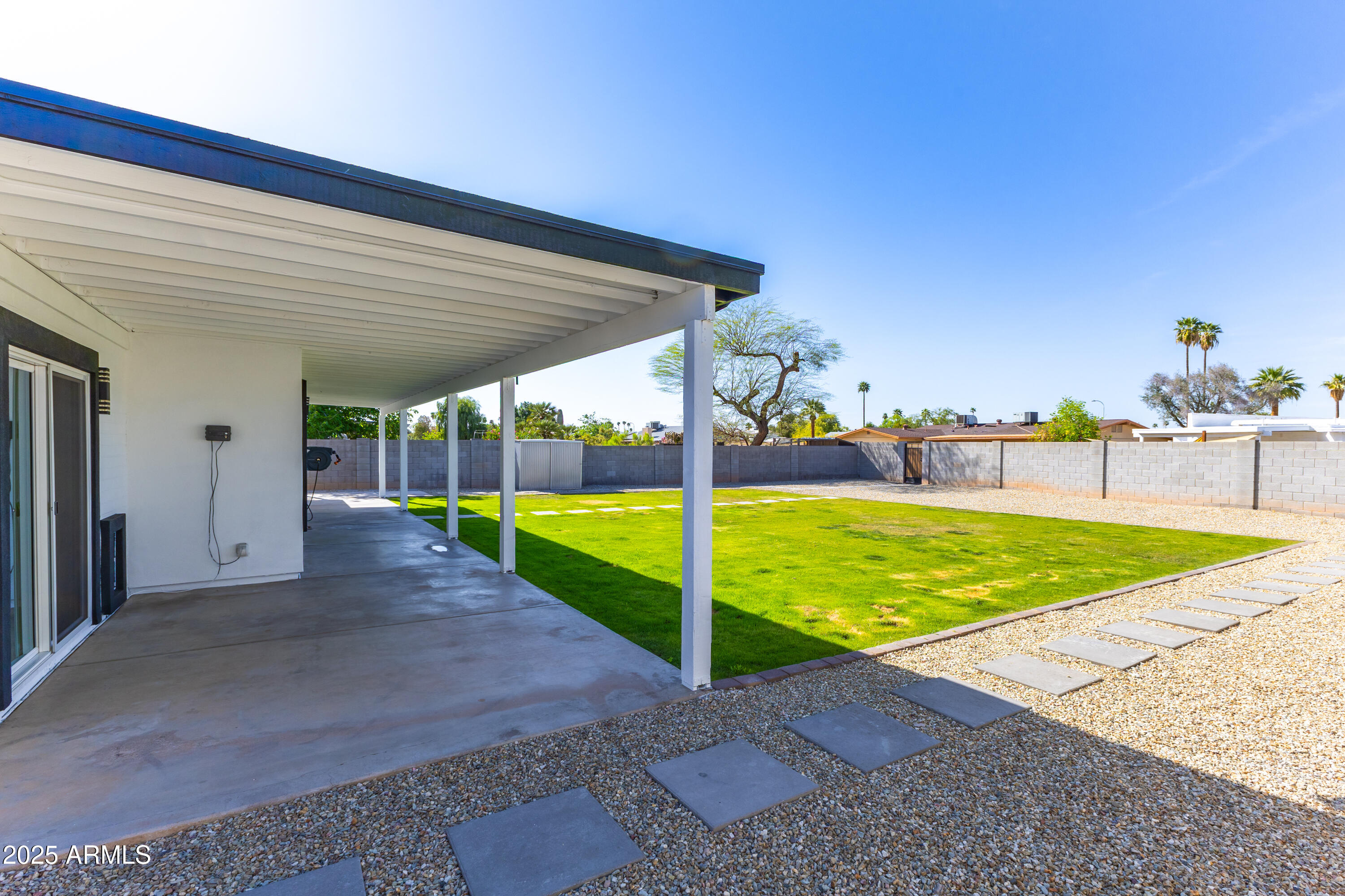1868 E La Donna Drive Property Photo 44