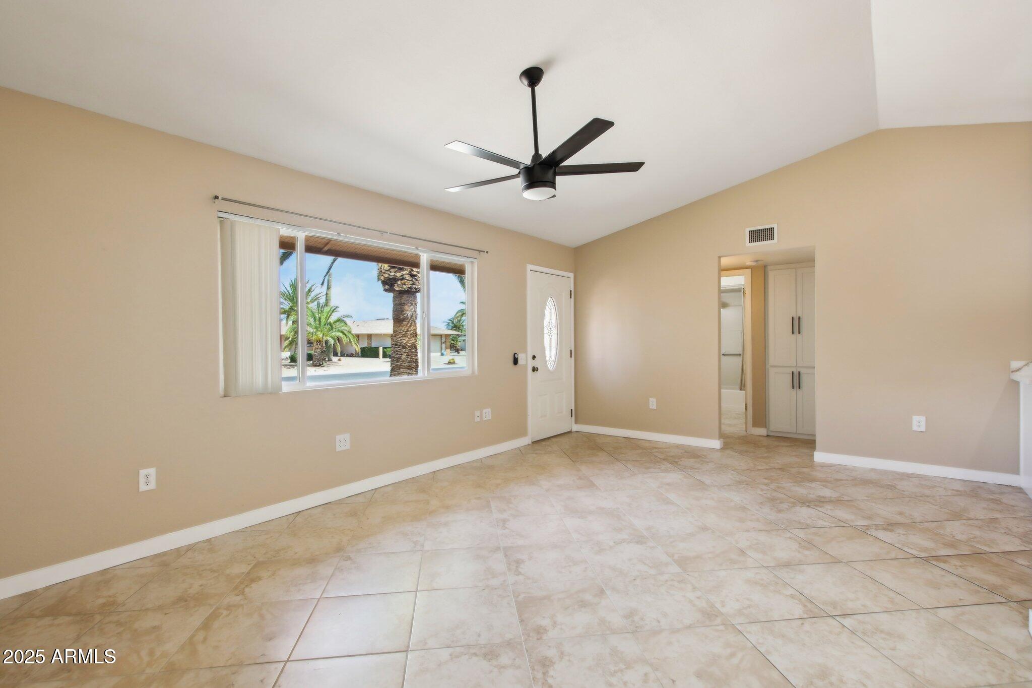 12607 W Crystal Lake Drive Property Photo 7