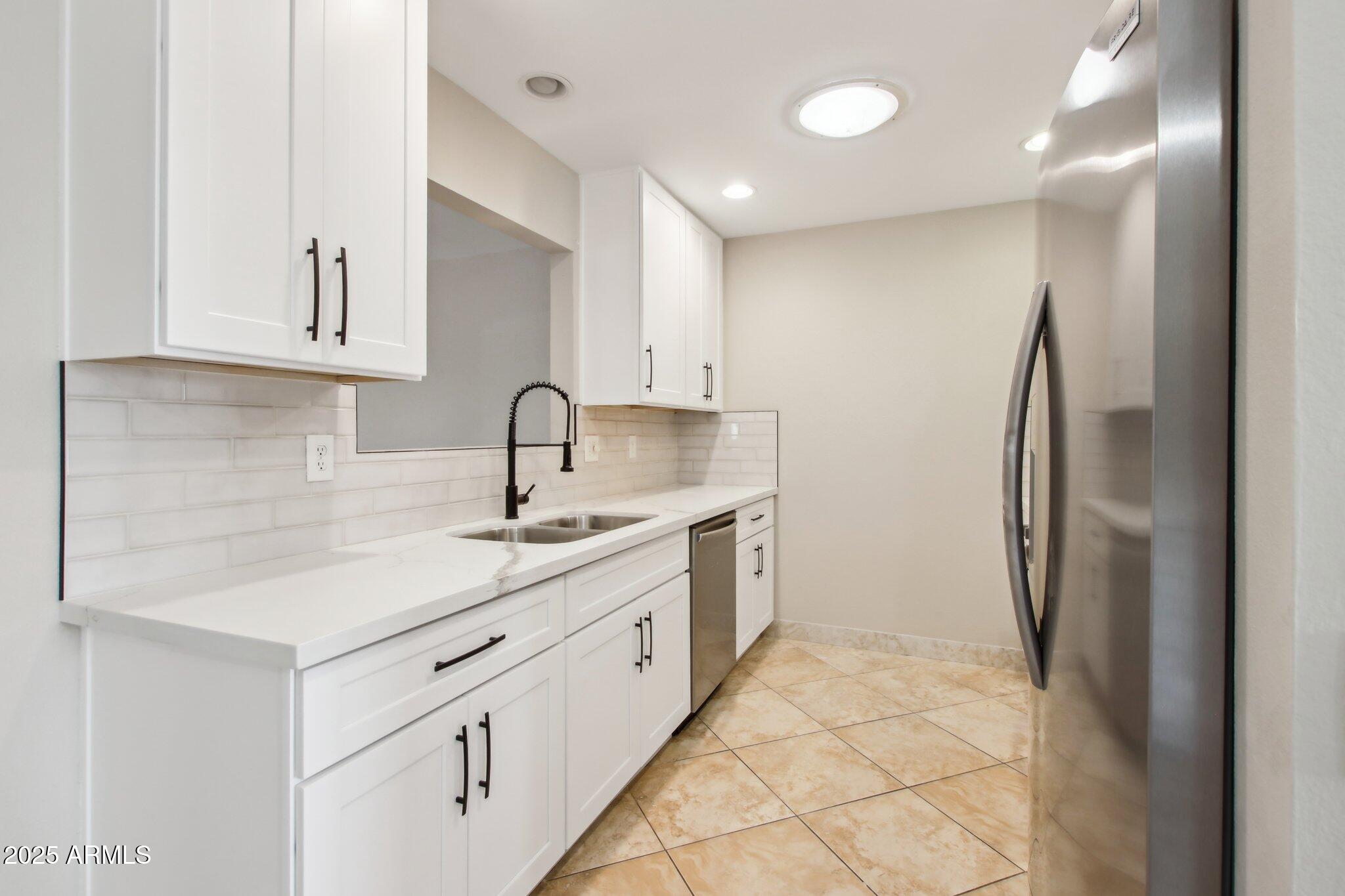 12607 W Crystal Lake Drive Property Photo 10