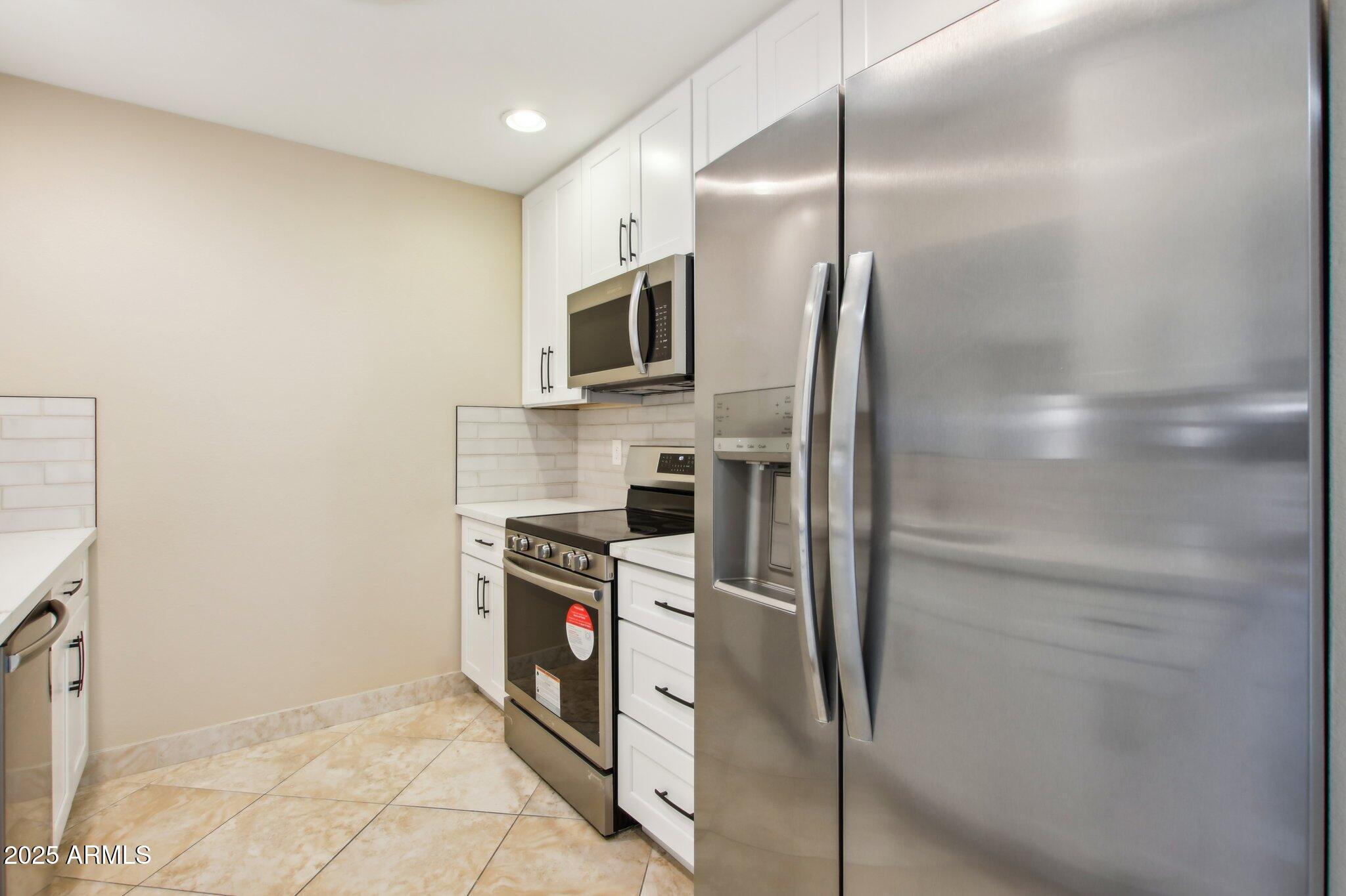 12607 W Crystal Lake Drive Property Photo 12