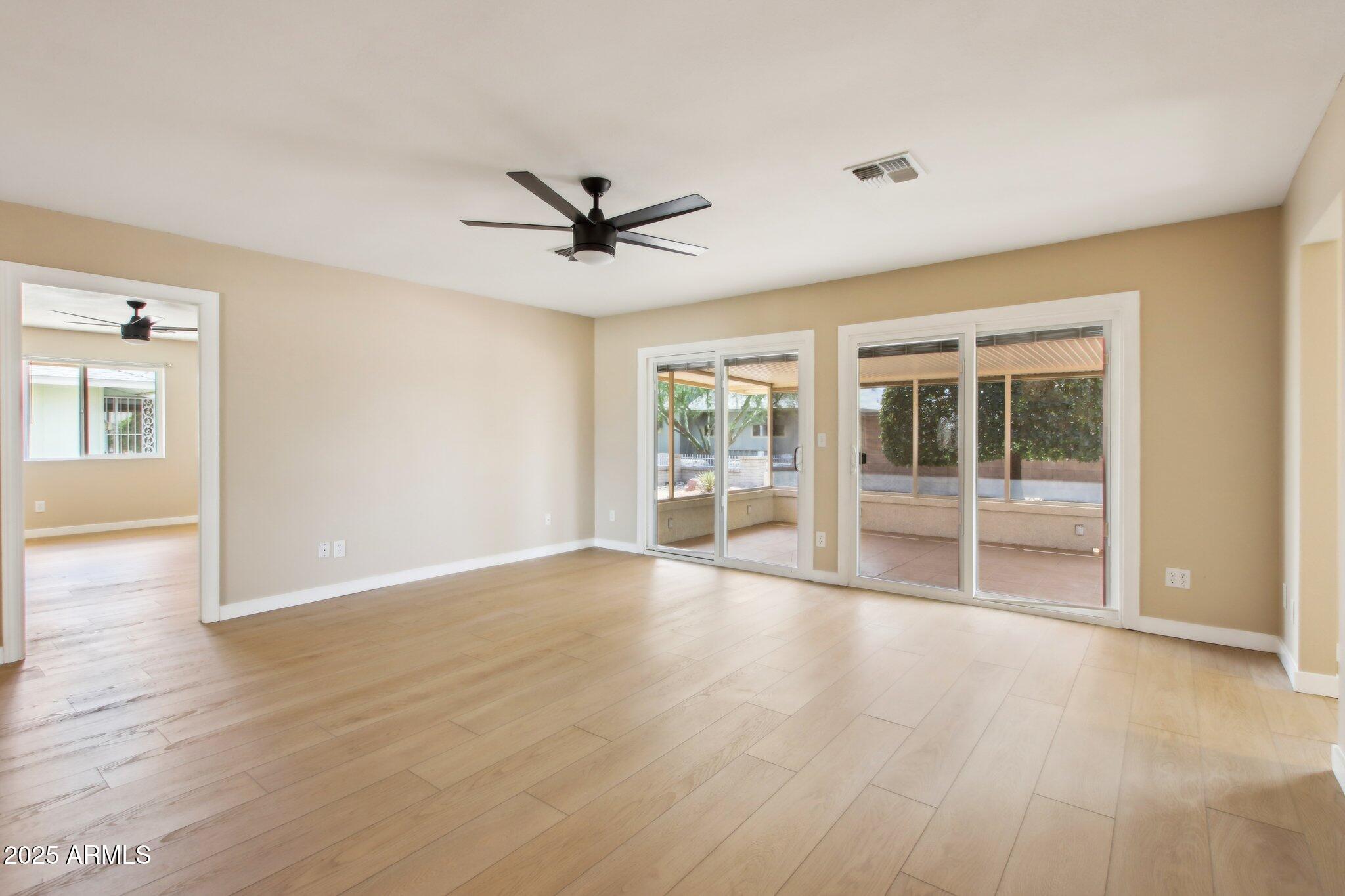12607 W Crystal Lake Drive Property Photo 14