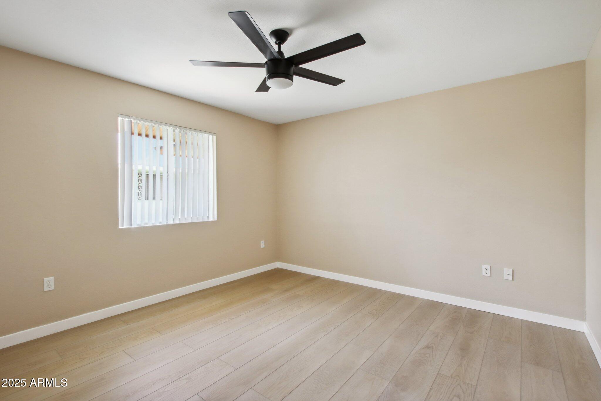 12607 W Crystal Lake Drive Property Photo 24