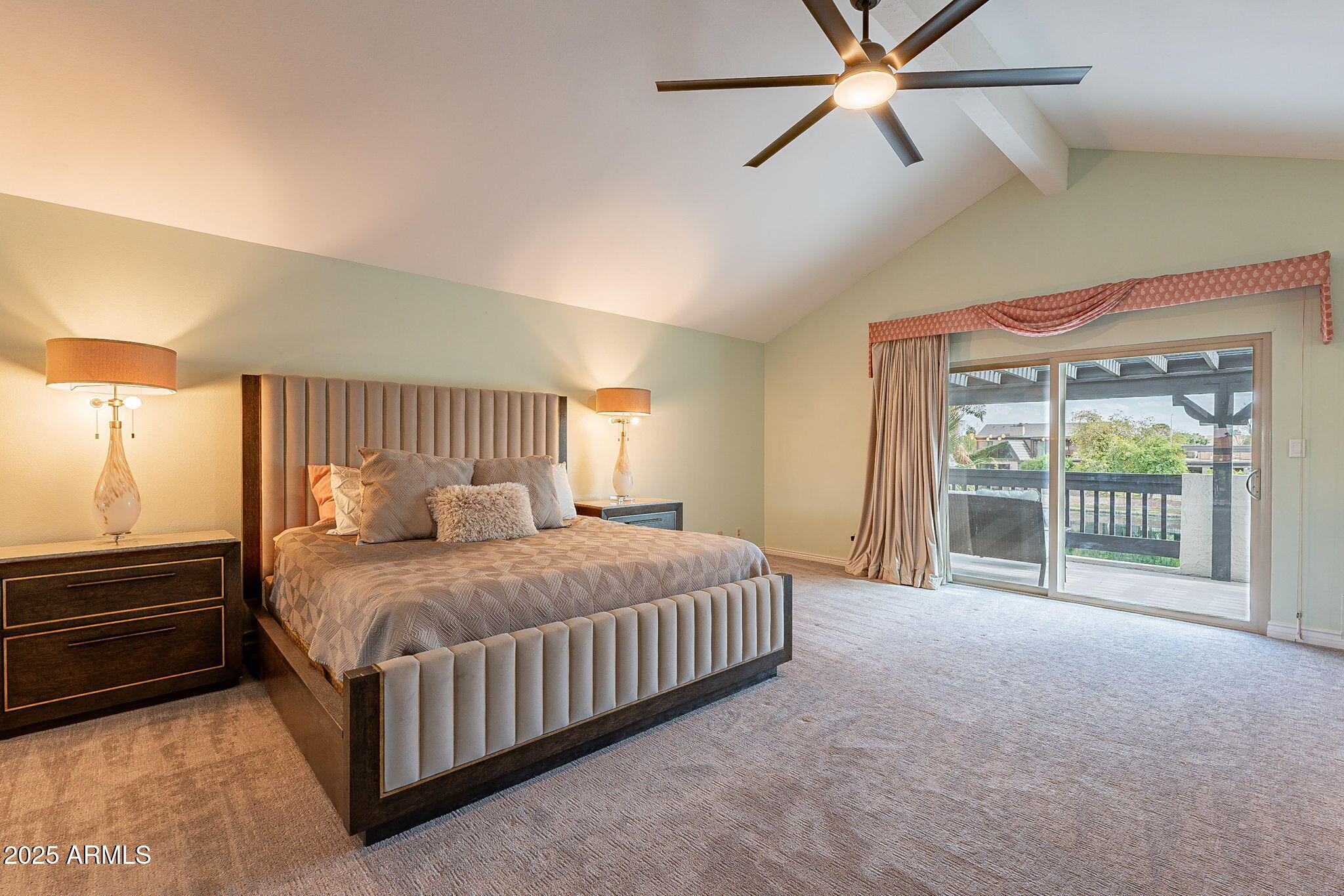 1329 E Whalers Way Property Photo 35