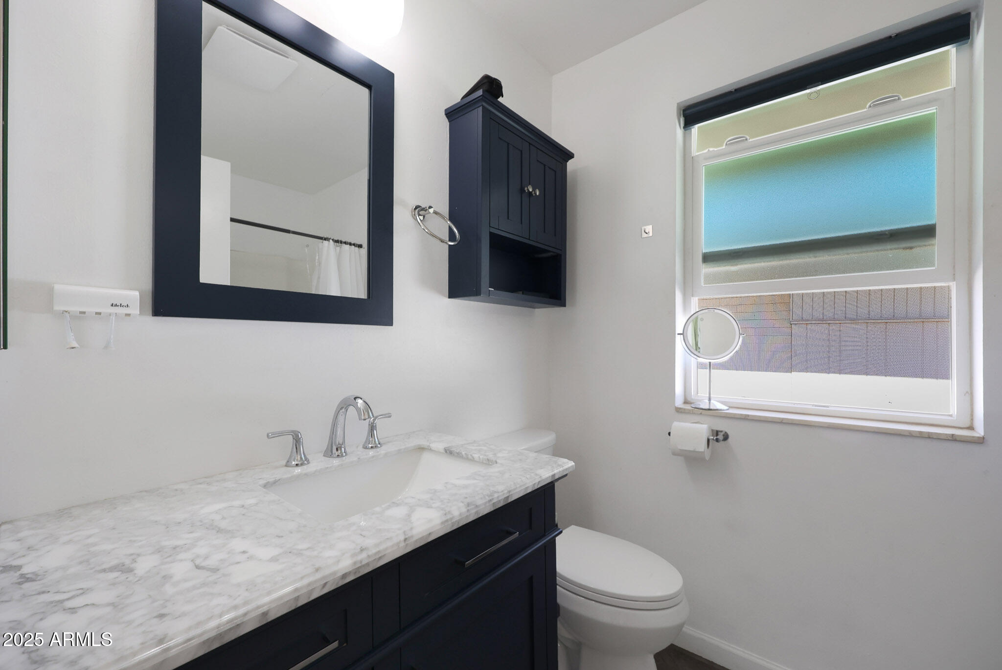 10204 W Mission Lane Property Photo 19