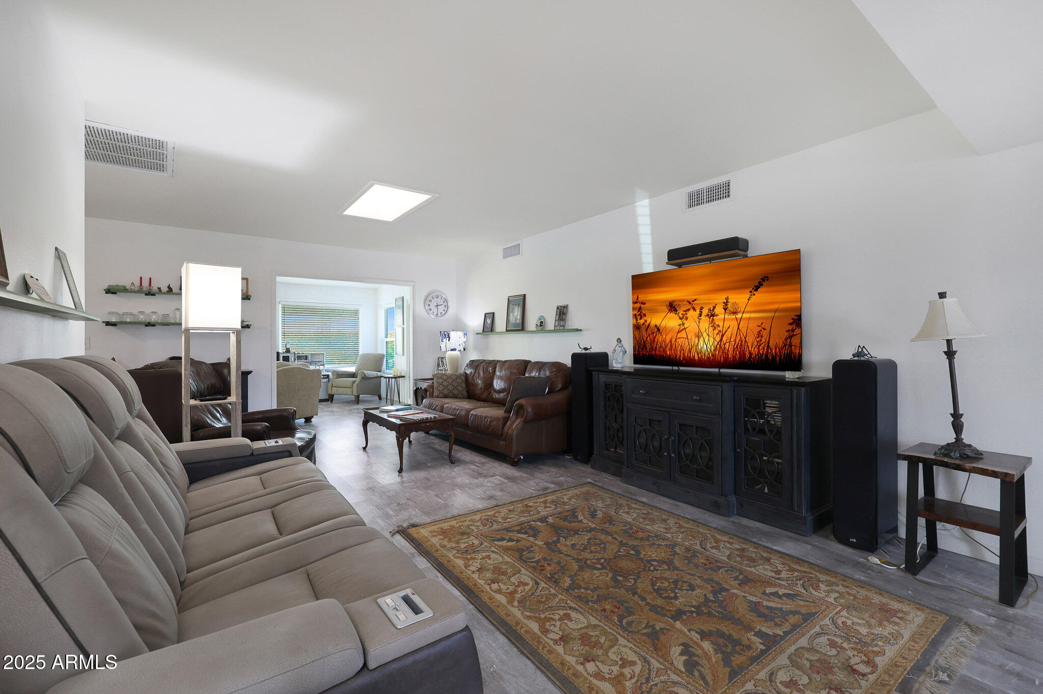 10204 W Mission Lane Property Photo 23