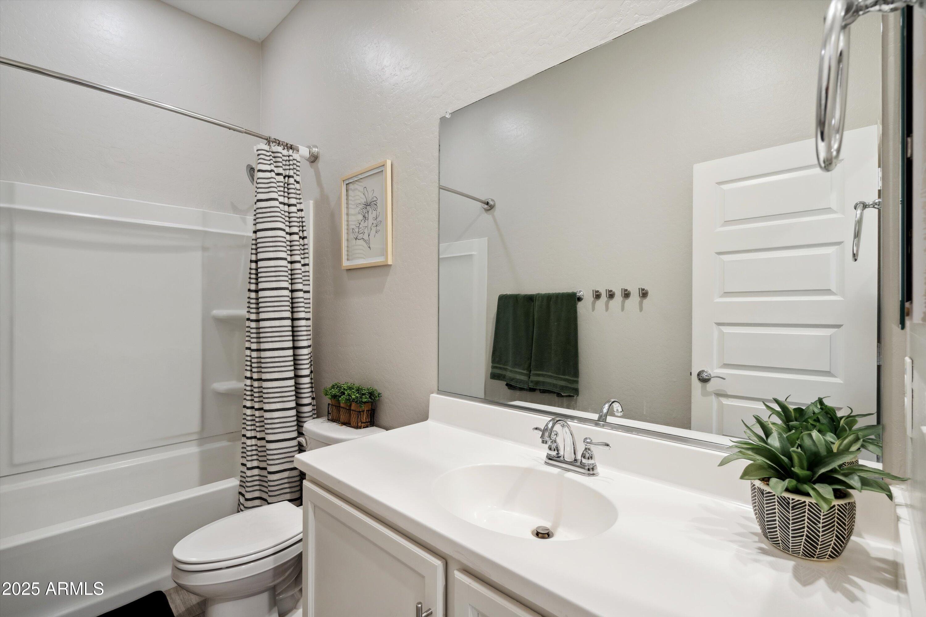 460 W Glacier Bay Drive Property Photo 23