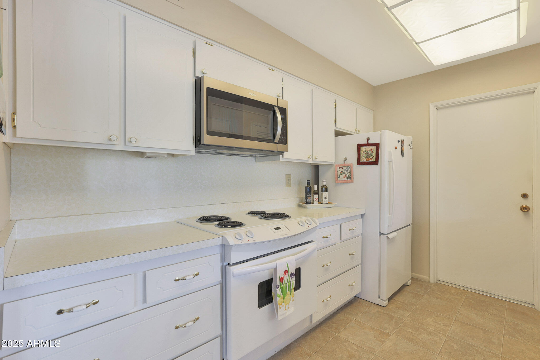 9228 W Hidden Valley Lane Property Photo 10
