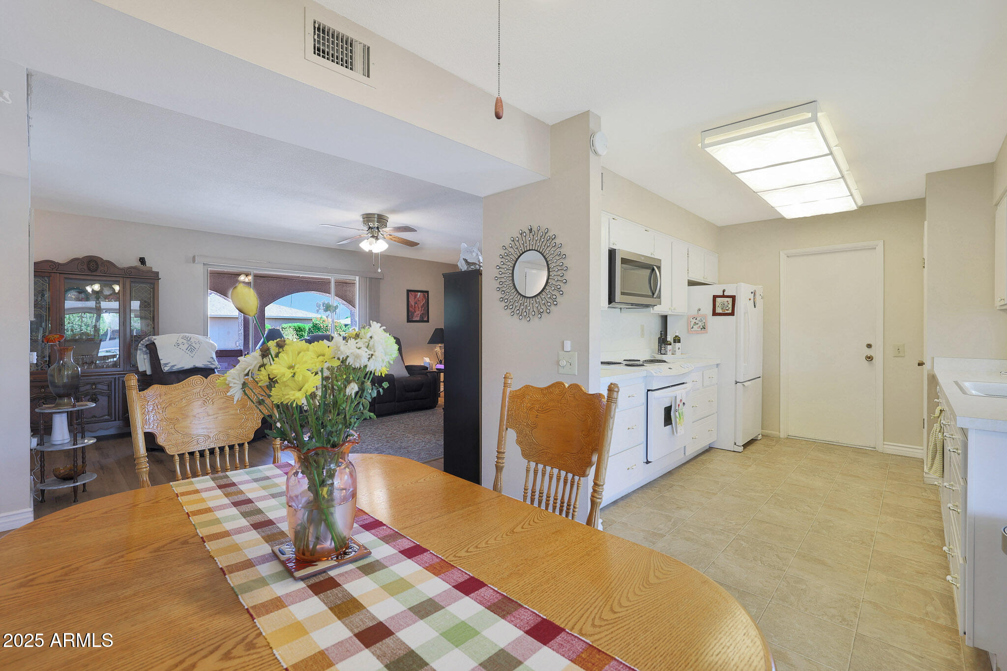 9228 W Hidden Valley Lane Property Photo 15