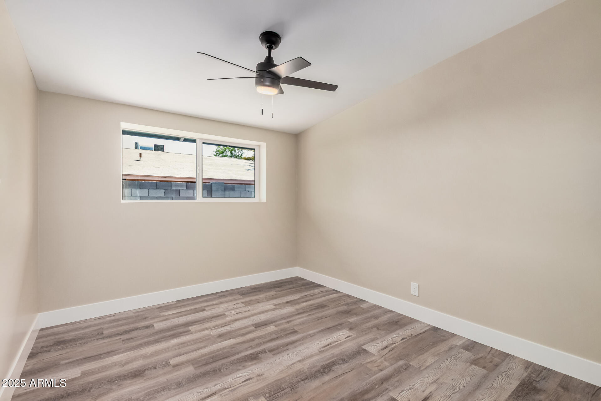 3331 N 66th Place Property Photo 11