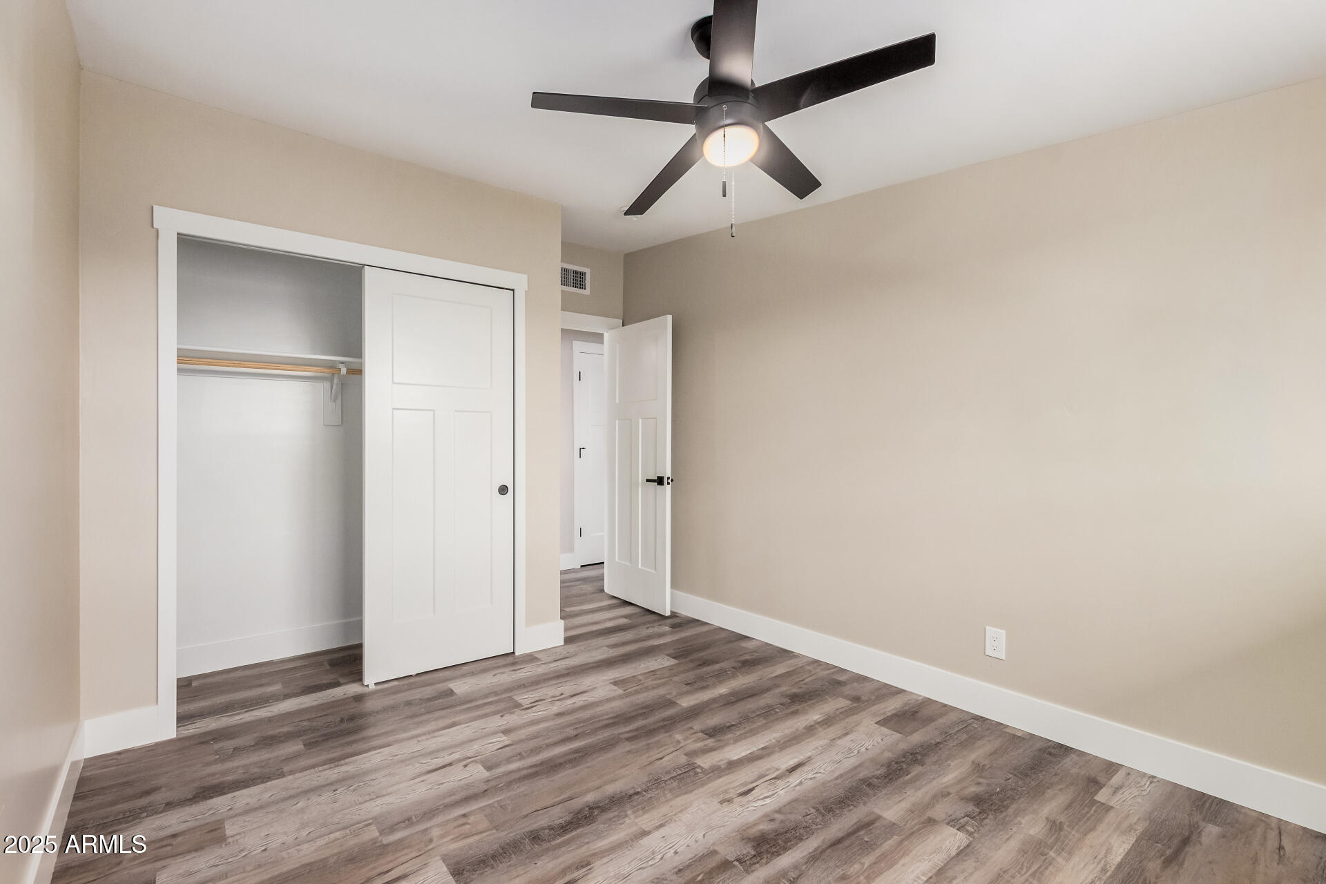3331 N 66th Place Property Photo 12