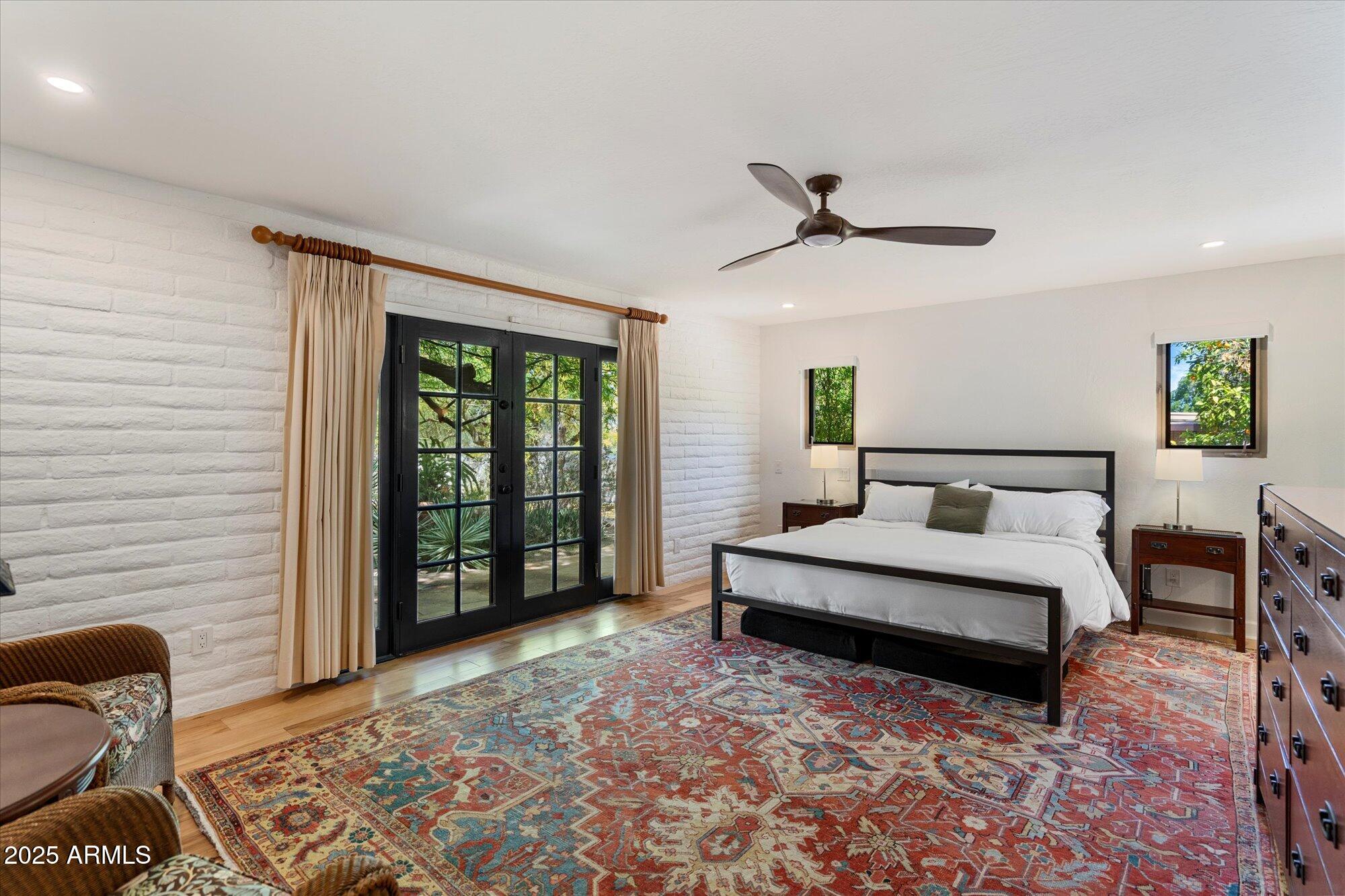 4646 E Shadow Rock Road Property Photo 14
