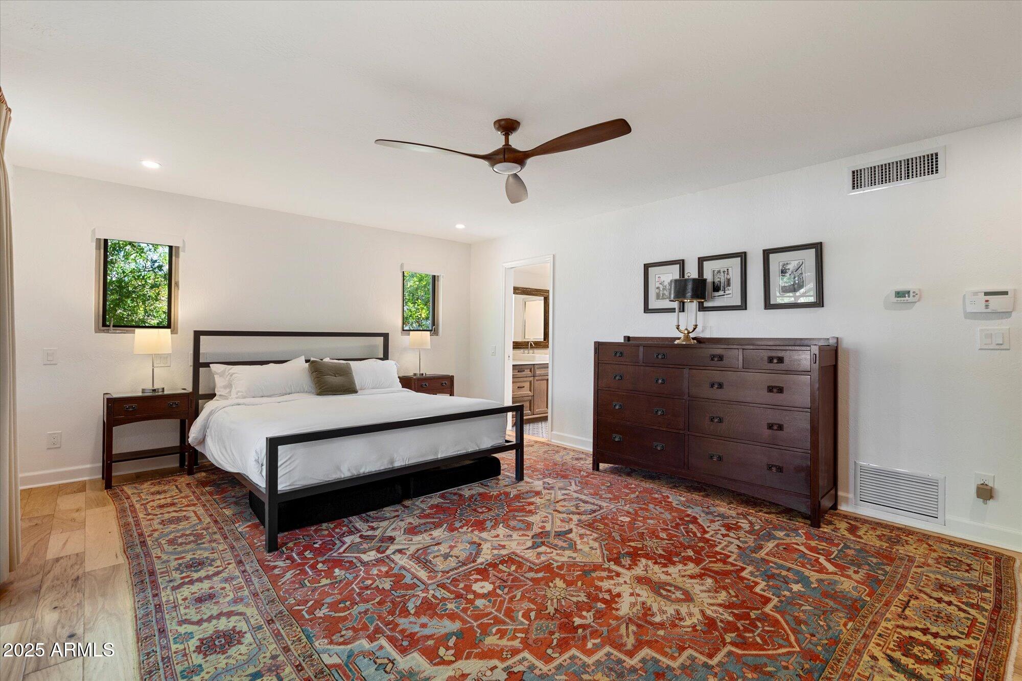 4646 E Shadow Rock Road Property Photo 15