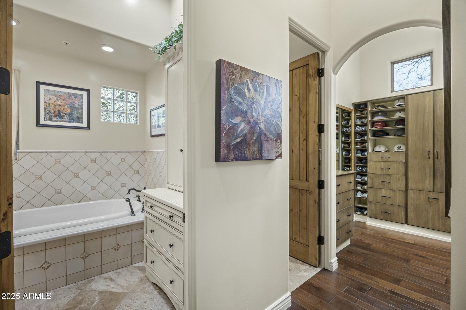 11904 E Desert Trail Road Property Photo 10
