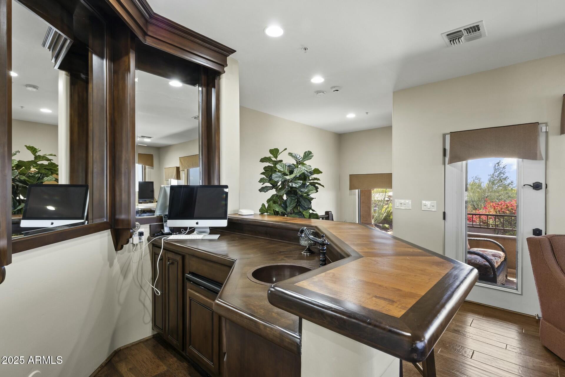 11904 E Desert Trail Road Property Photo 52