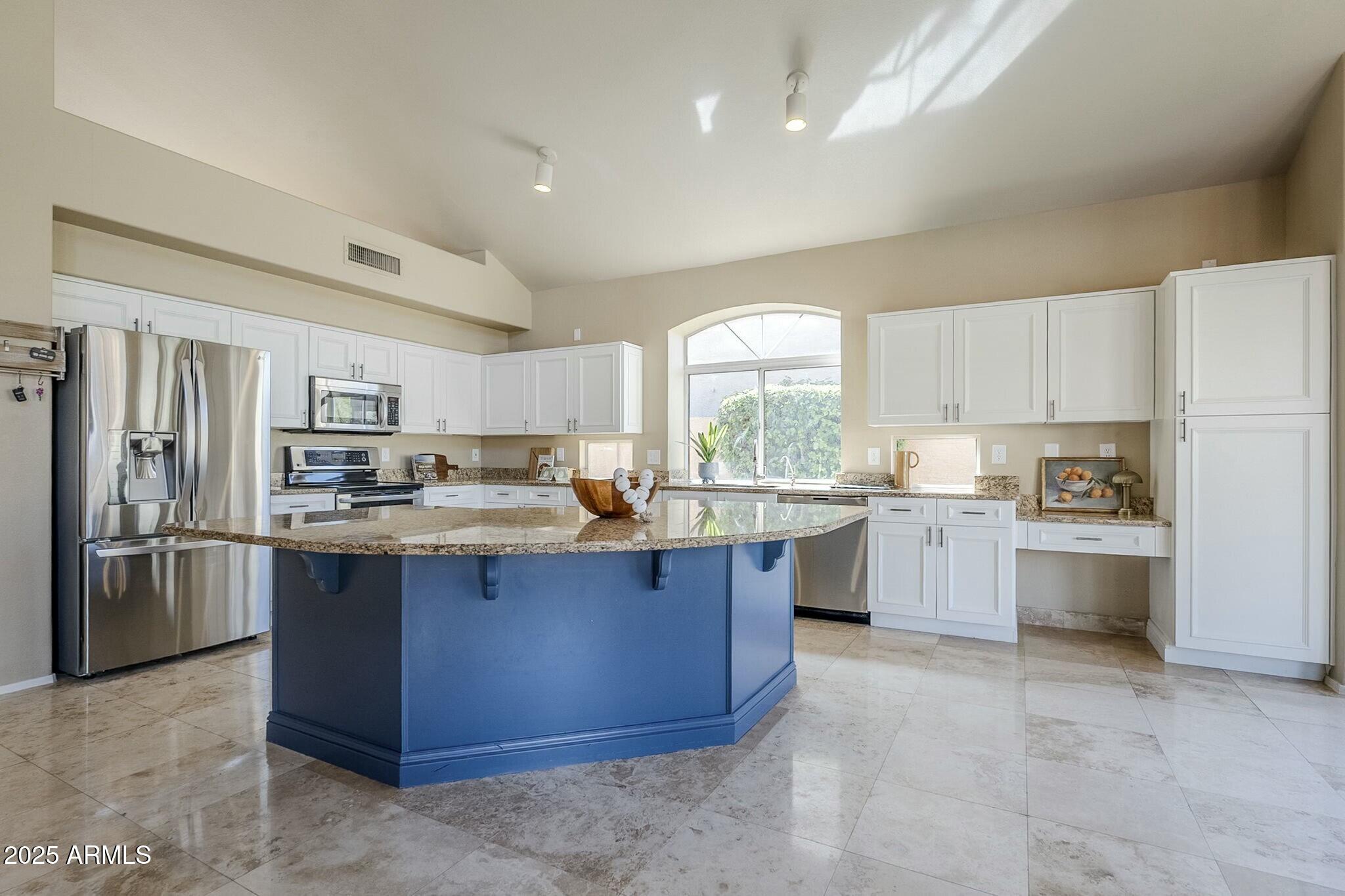14836 S 14th Place Property Photo 17