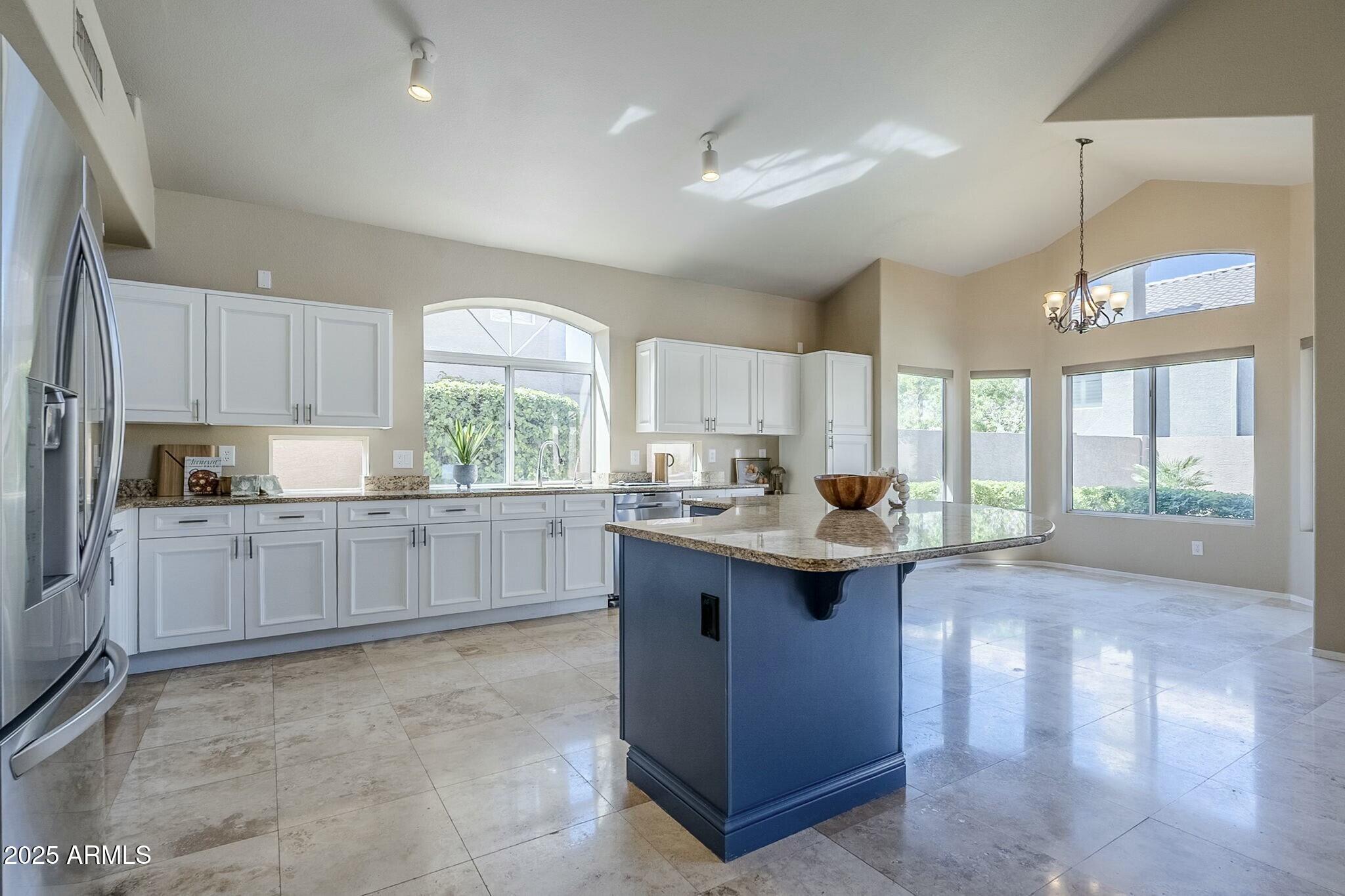 14836 S 14th Place Property Photo 18