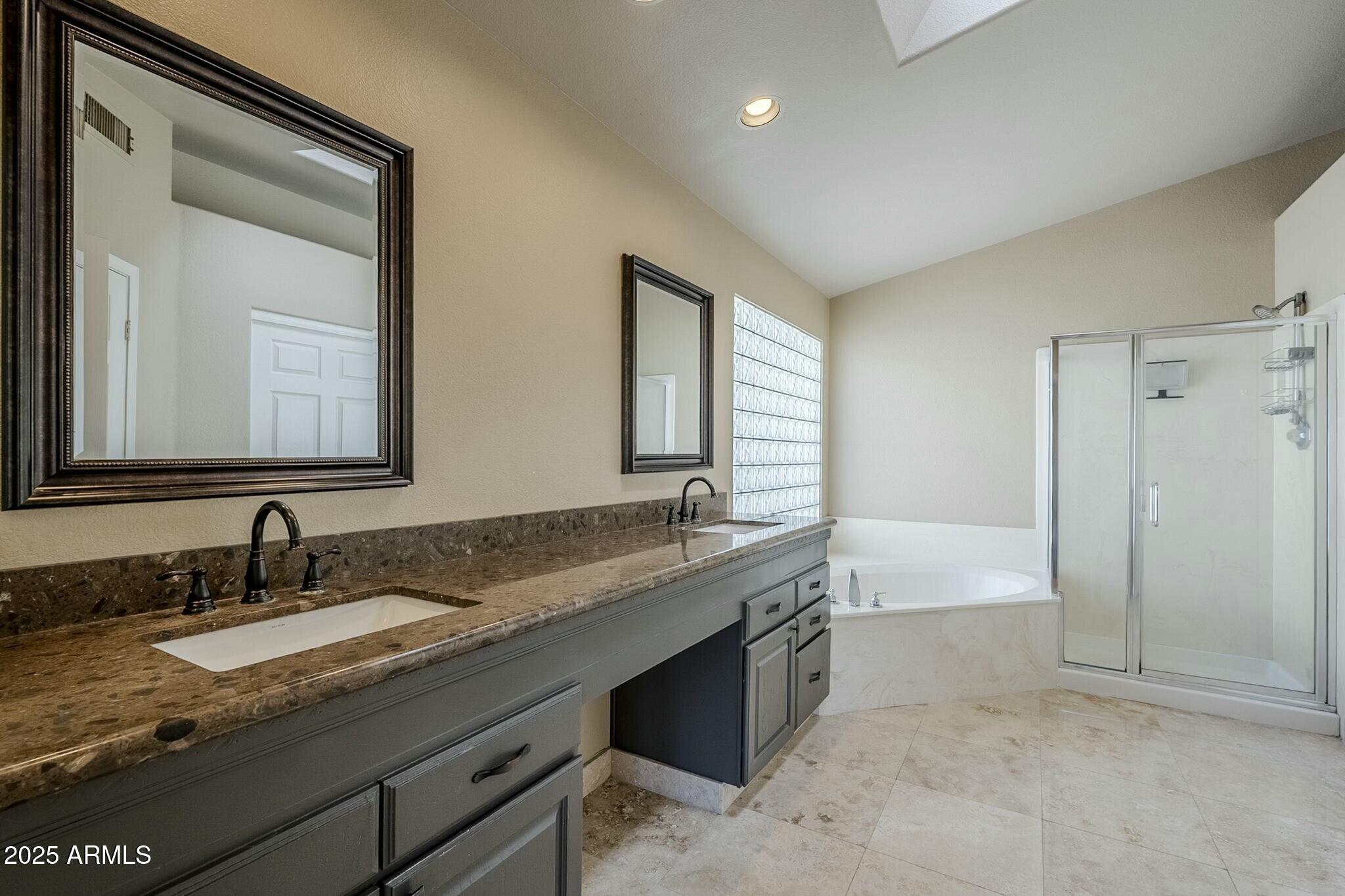 14836 S 14th Place Property Photo 38