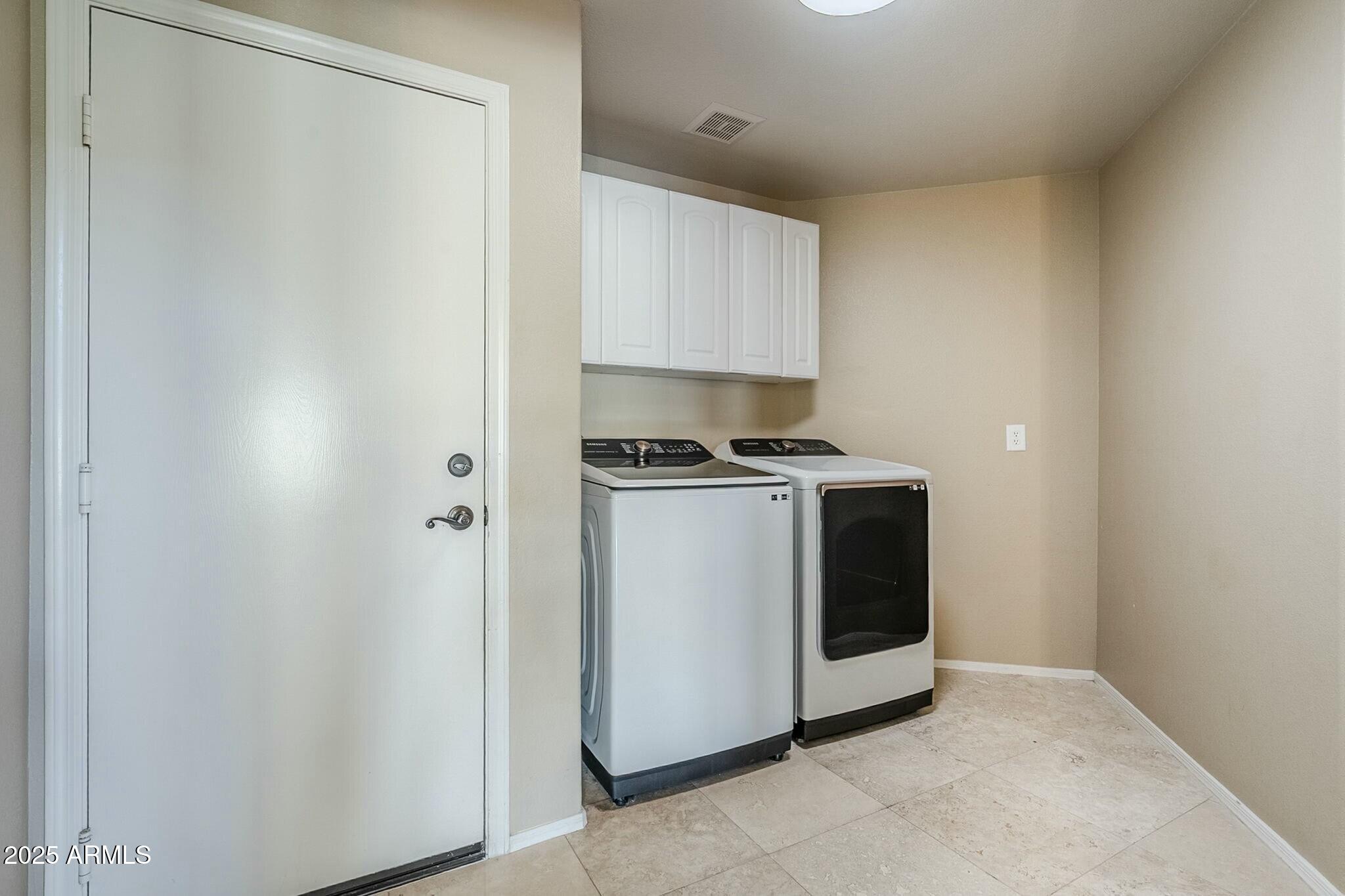 14836 S 14th Place Property Photo 48