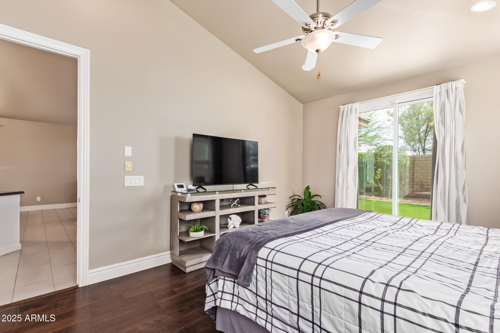 10653 E Hawk Avenue Property Photo 19