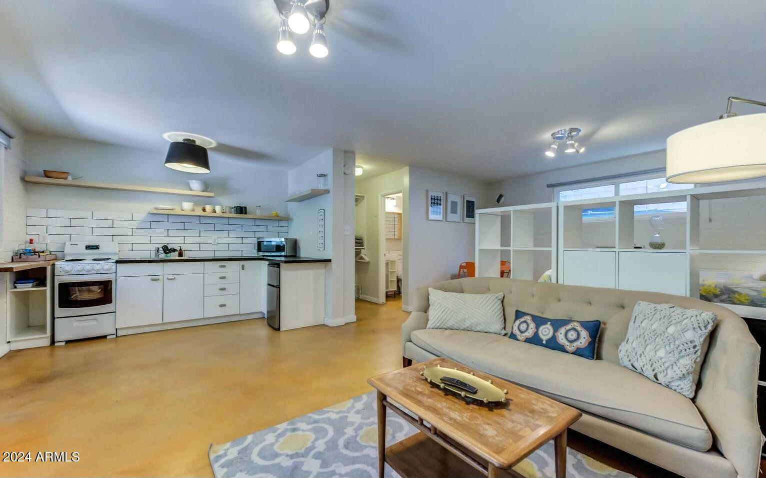 821 N 3rd Street Property Photo
