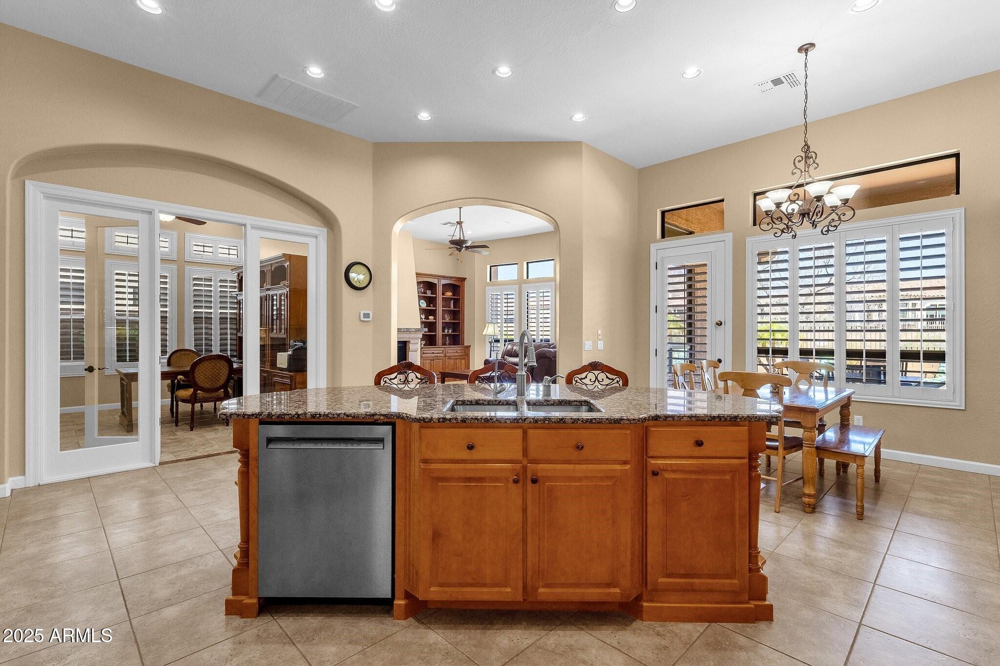 8034 E Sugarloaf Circle Property Photo 15