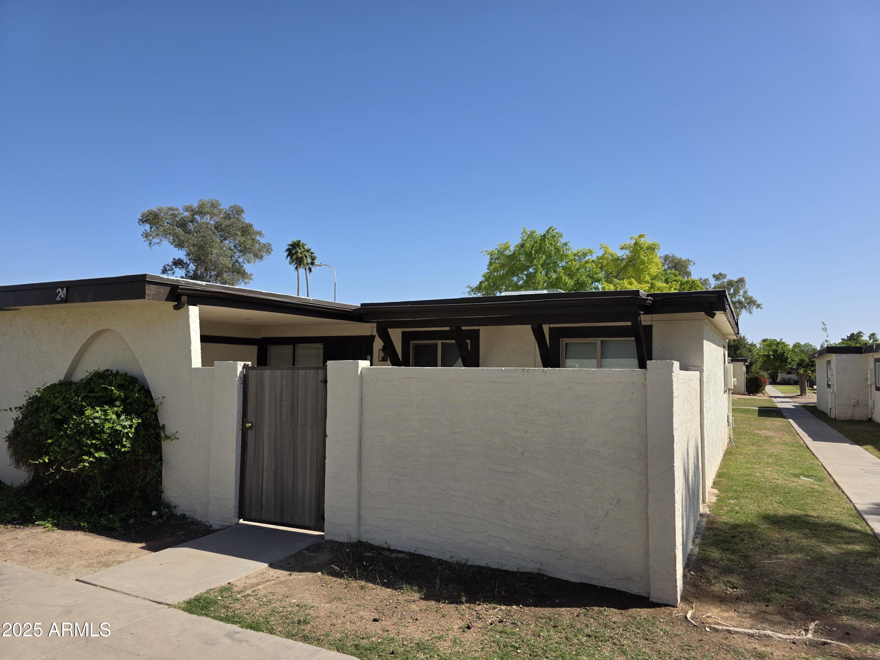 720 S Dobson Road Property Photo 1