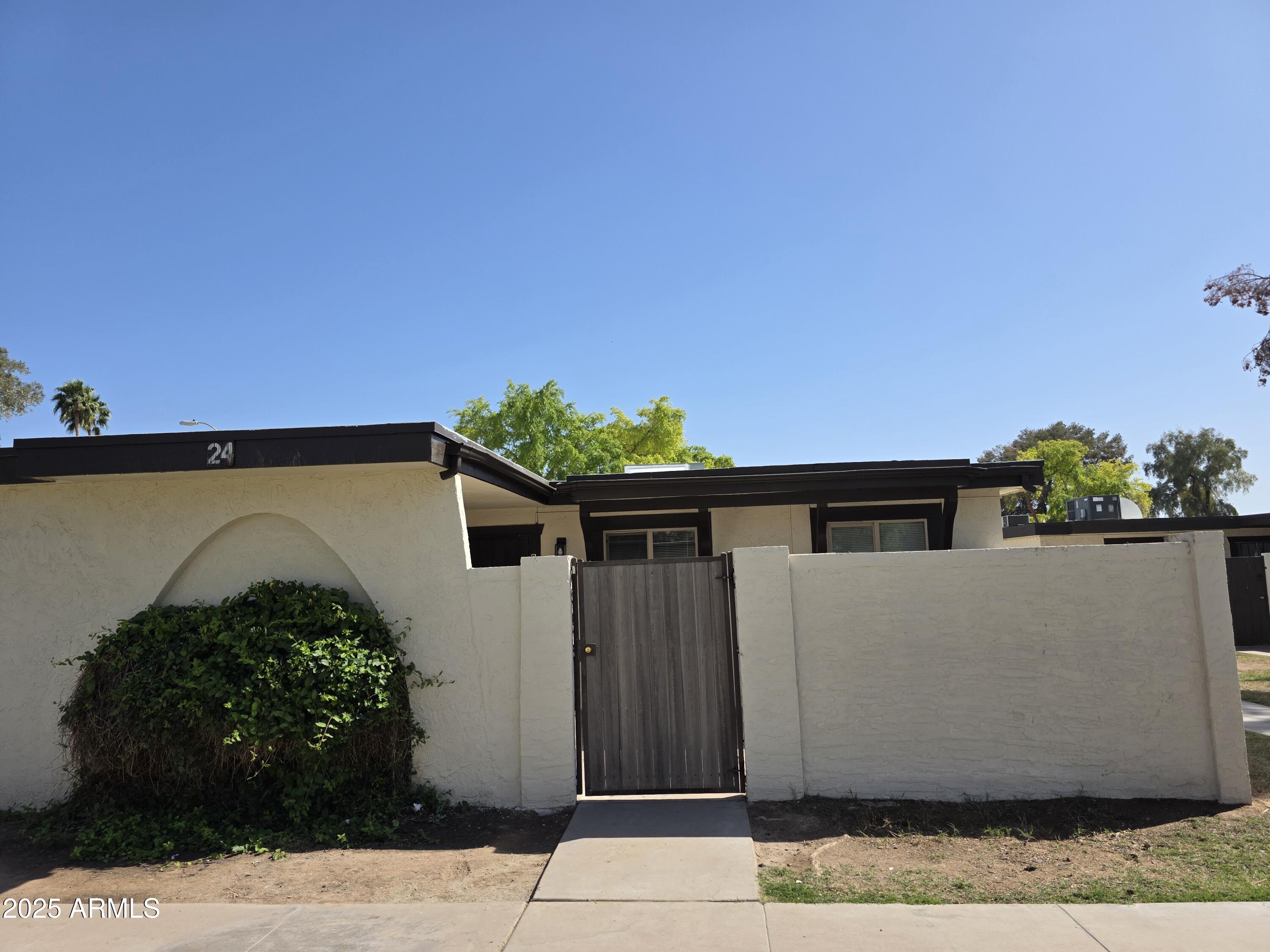 720 S Dobson Road Property Photo 6