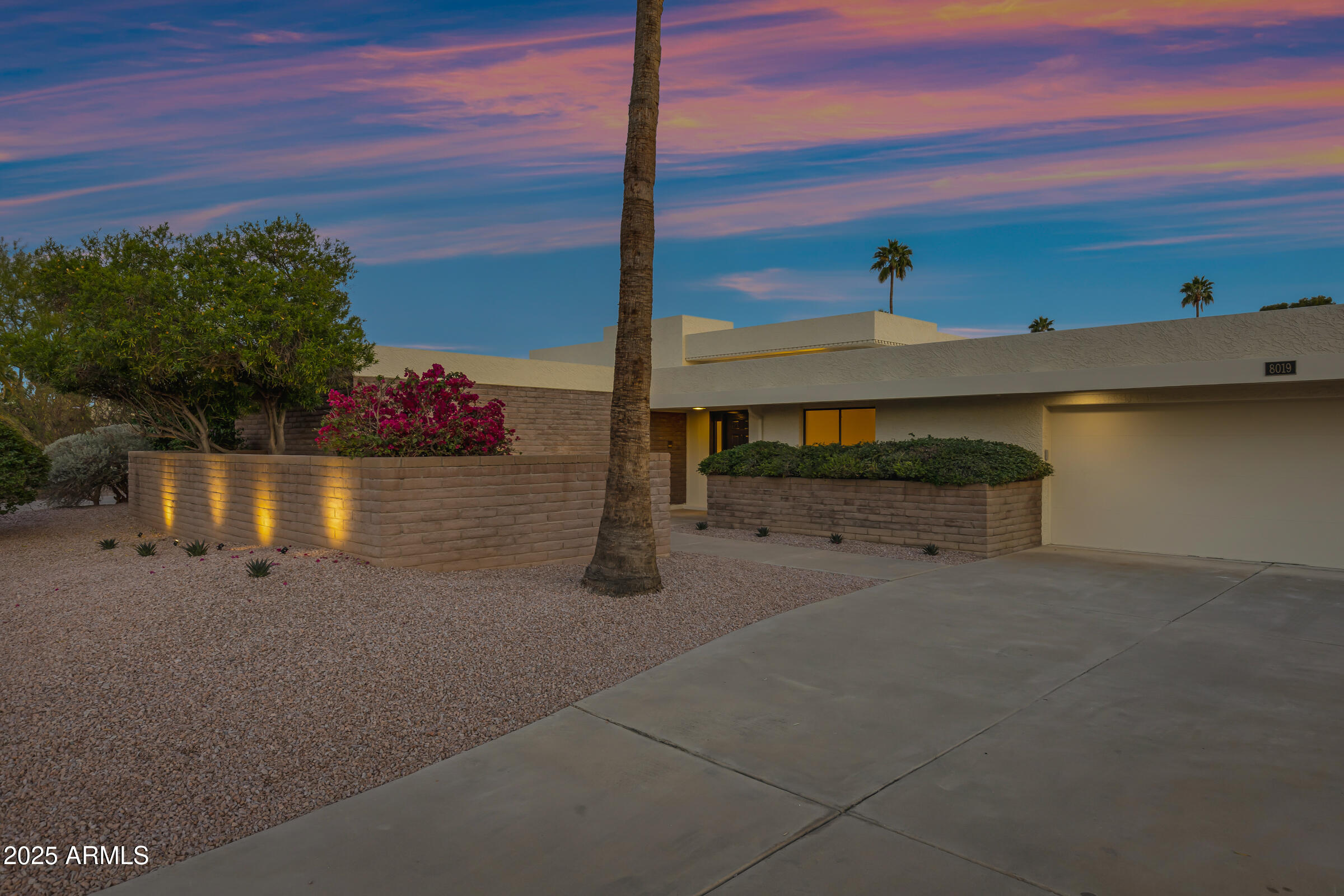 8019 E Del Timbre Drive Property Photo 6