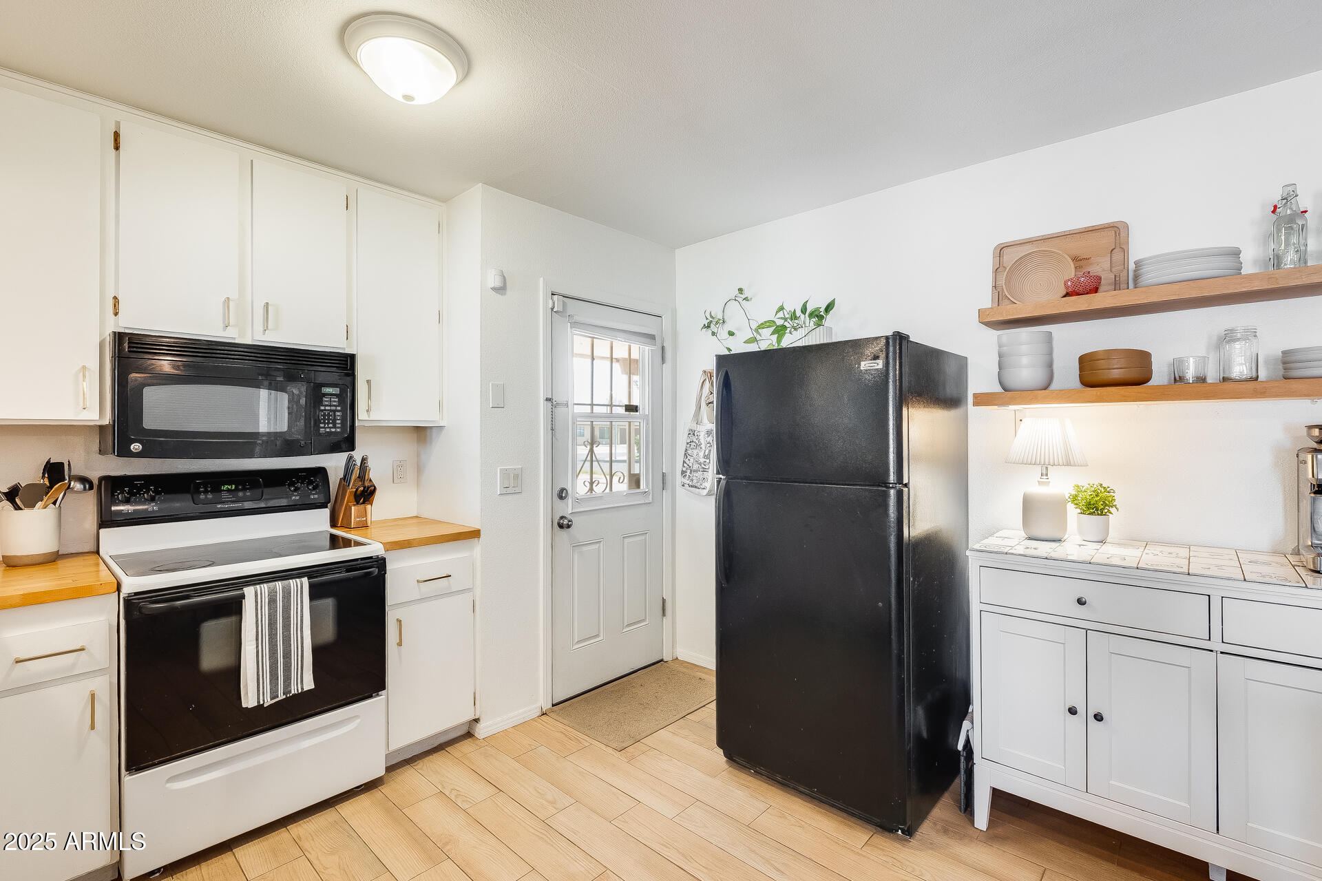 3306 W Lupine Avenue Property Photo 12