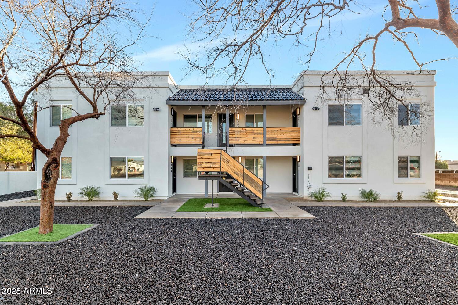 7602 E Polk Street Property Photo 1