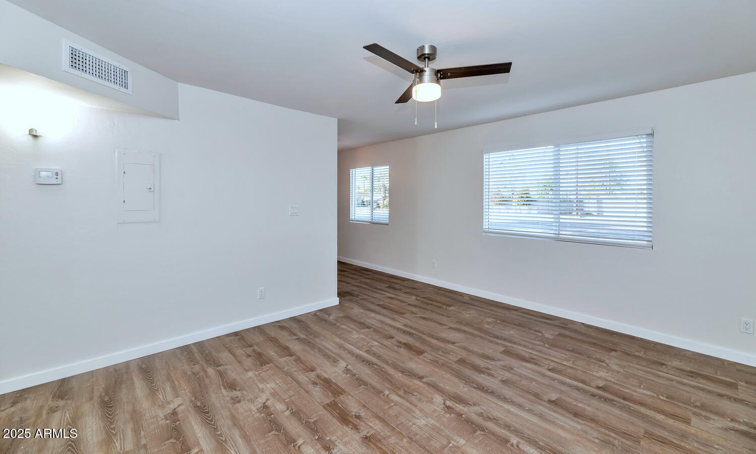 7602 E Polk Street Property Photo 9