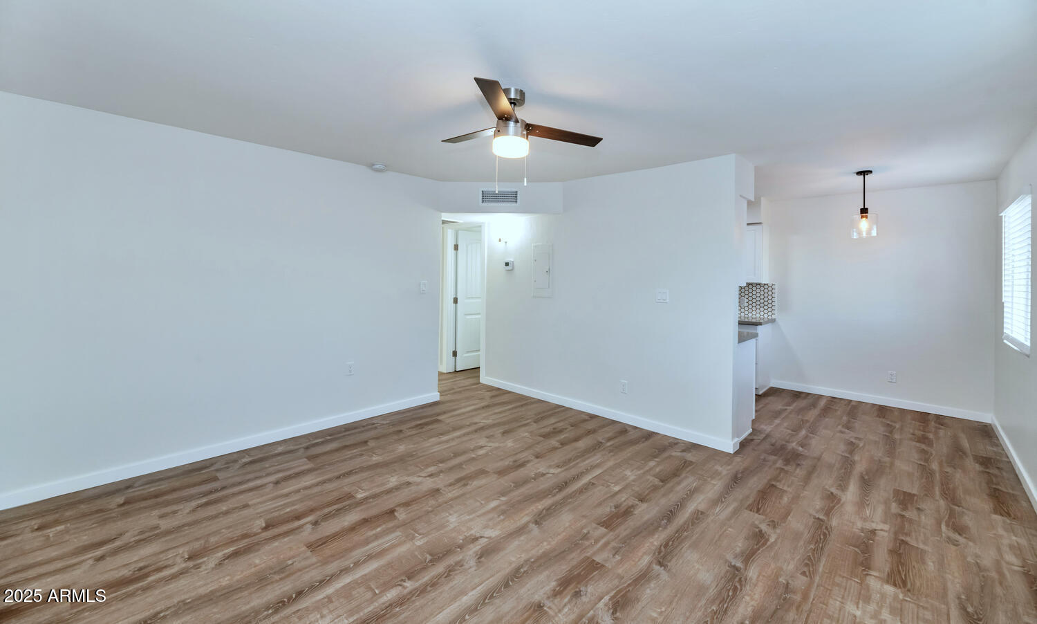 7602 E Polk Street Property Photo 10
