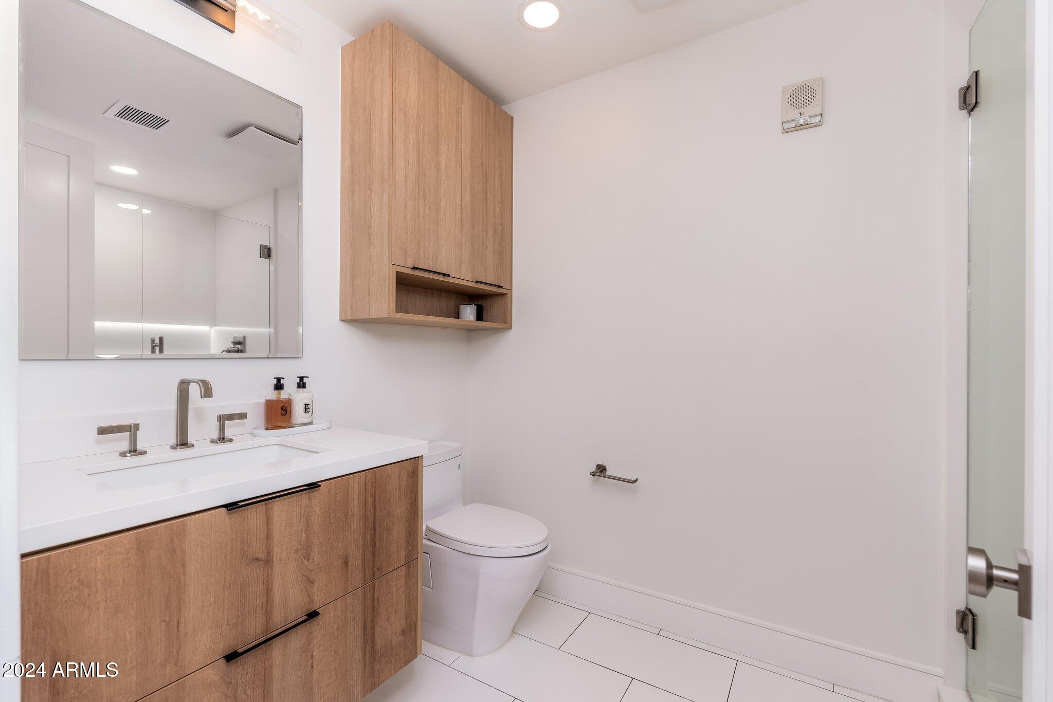 7175 E Camelback Road Property Photo 13