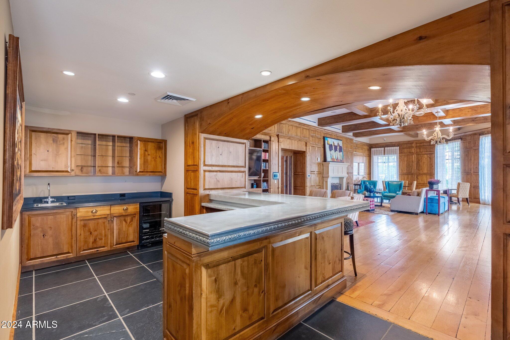 7175 E Camelback Road Property Photo 32