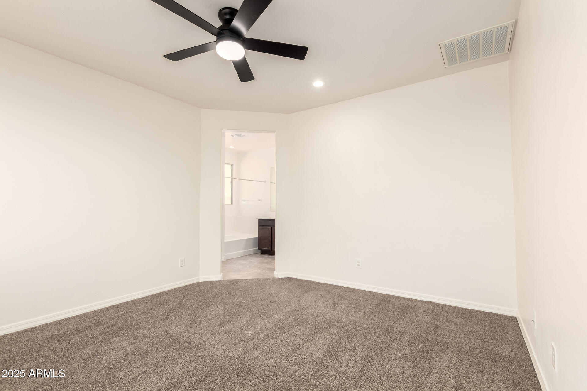 40800 W Rio Grande Drive Property Photo 18