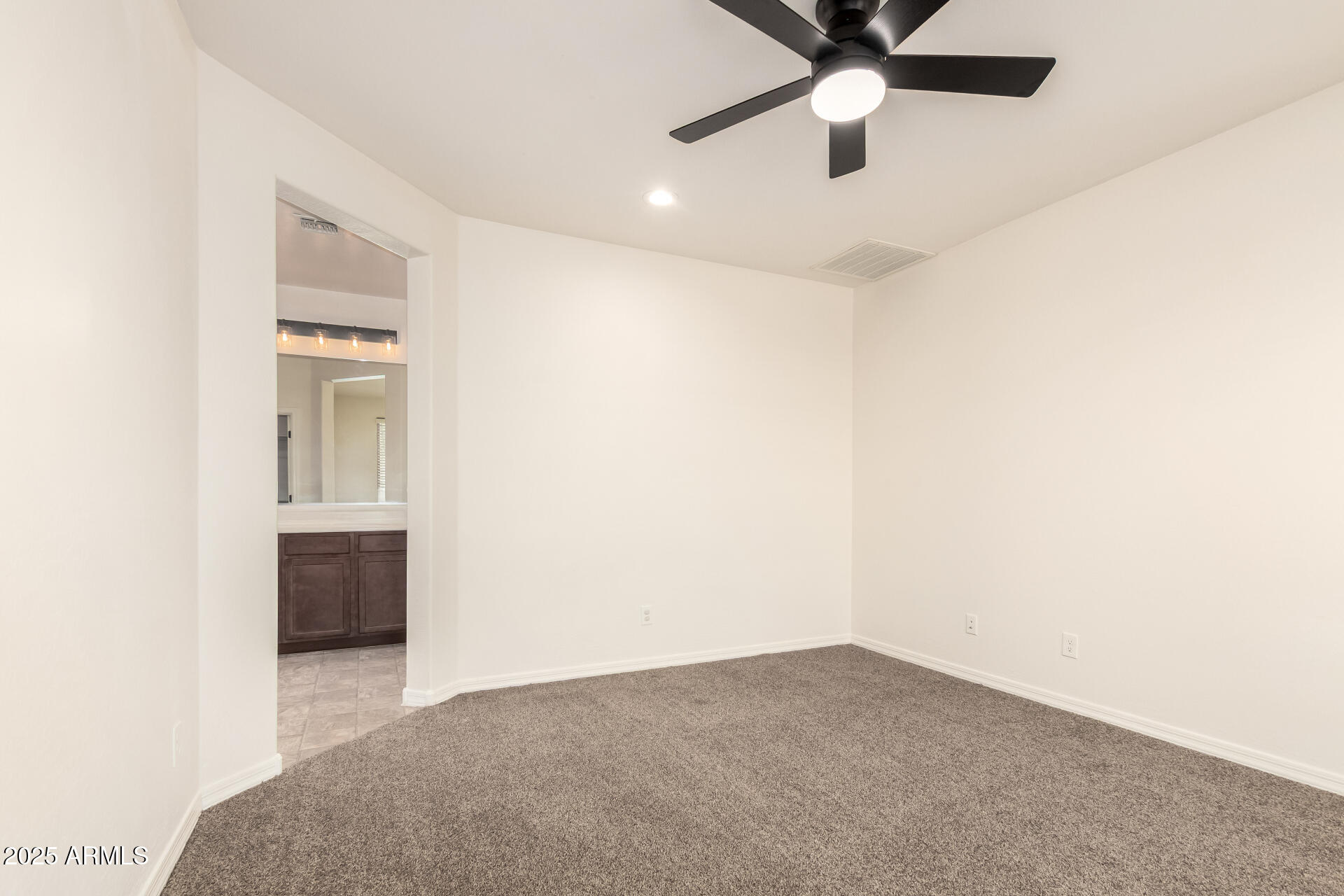 40800 W Rio Grande Drive Property Photo 19