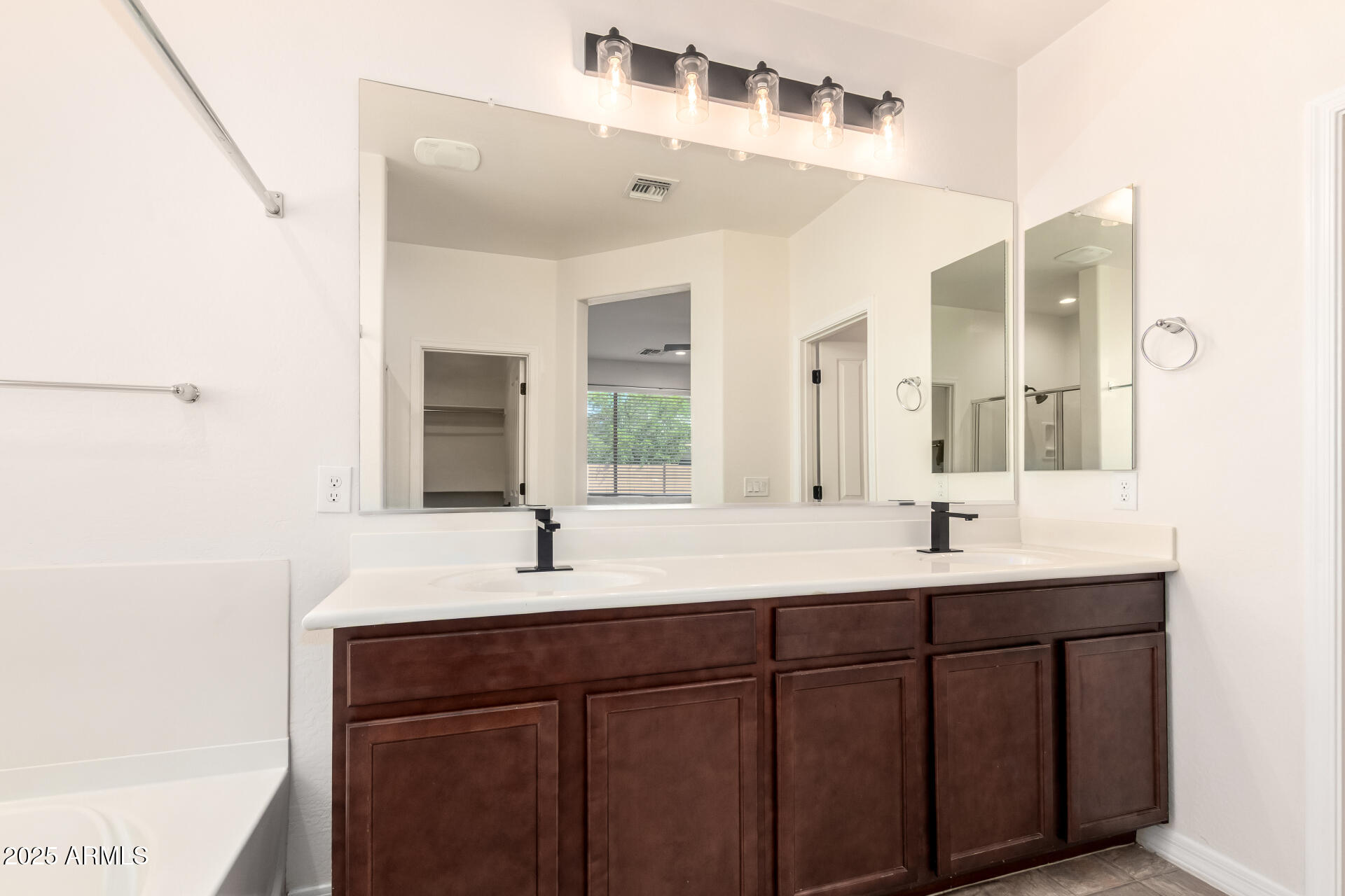 40800 W Rio Grande Drive Property Photo 23