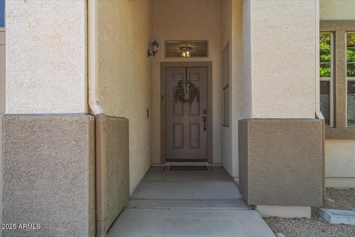 4617 W Cottontail Road Property Photo 3